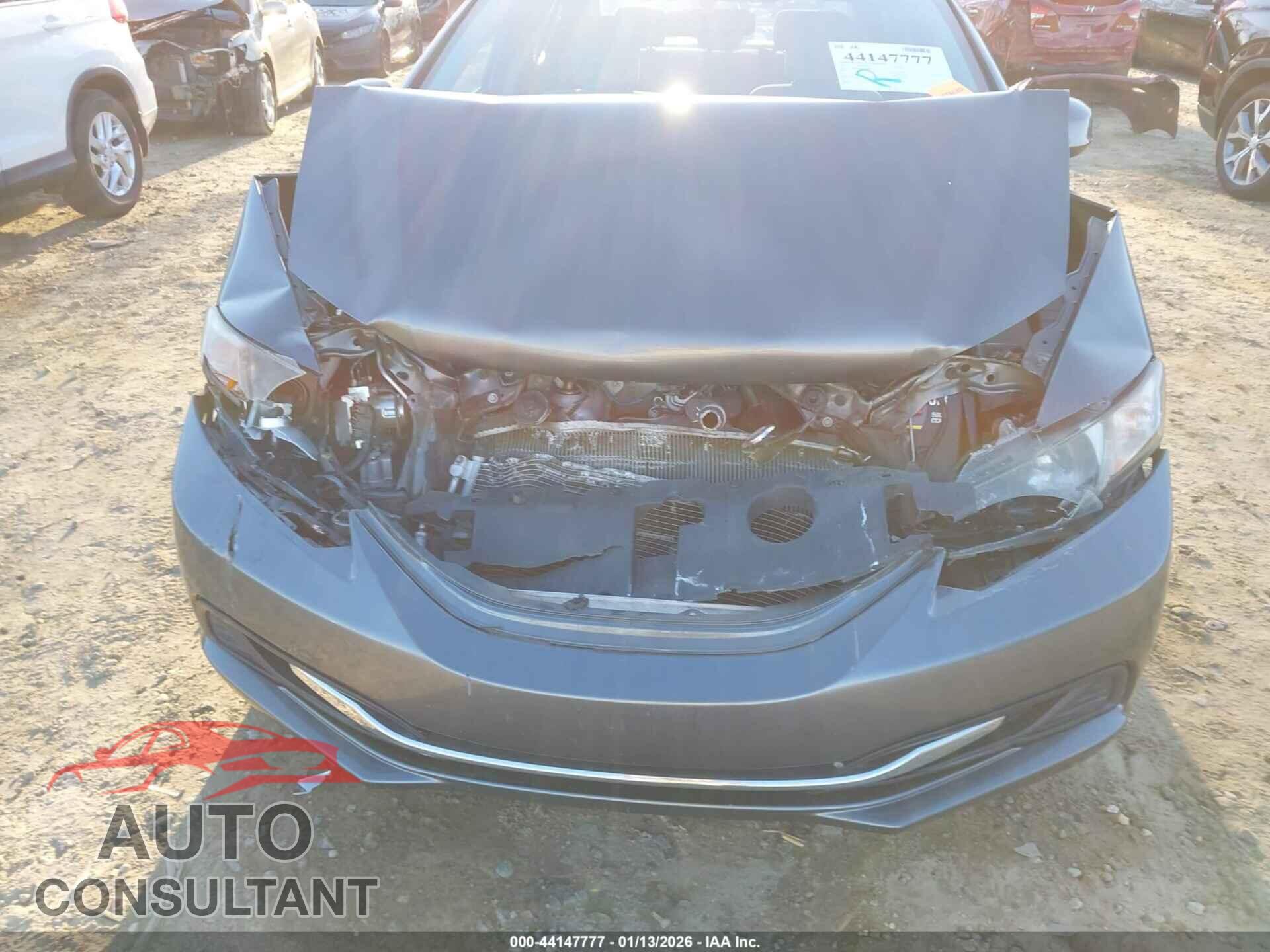 HONDA CIVIC 2013 - 19XFB2F55DE020082