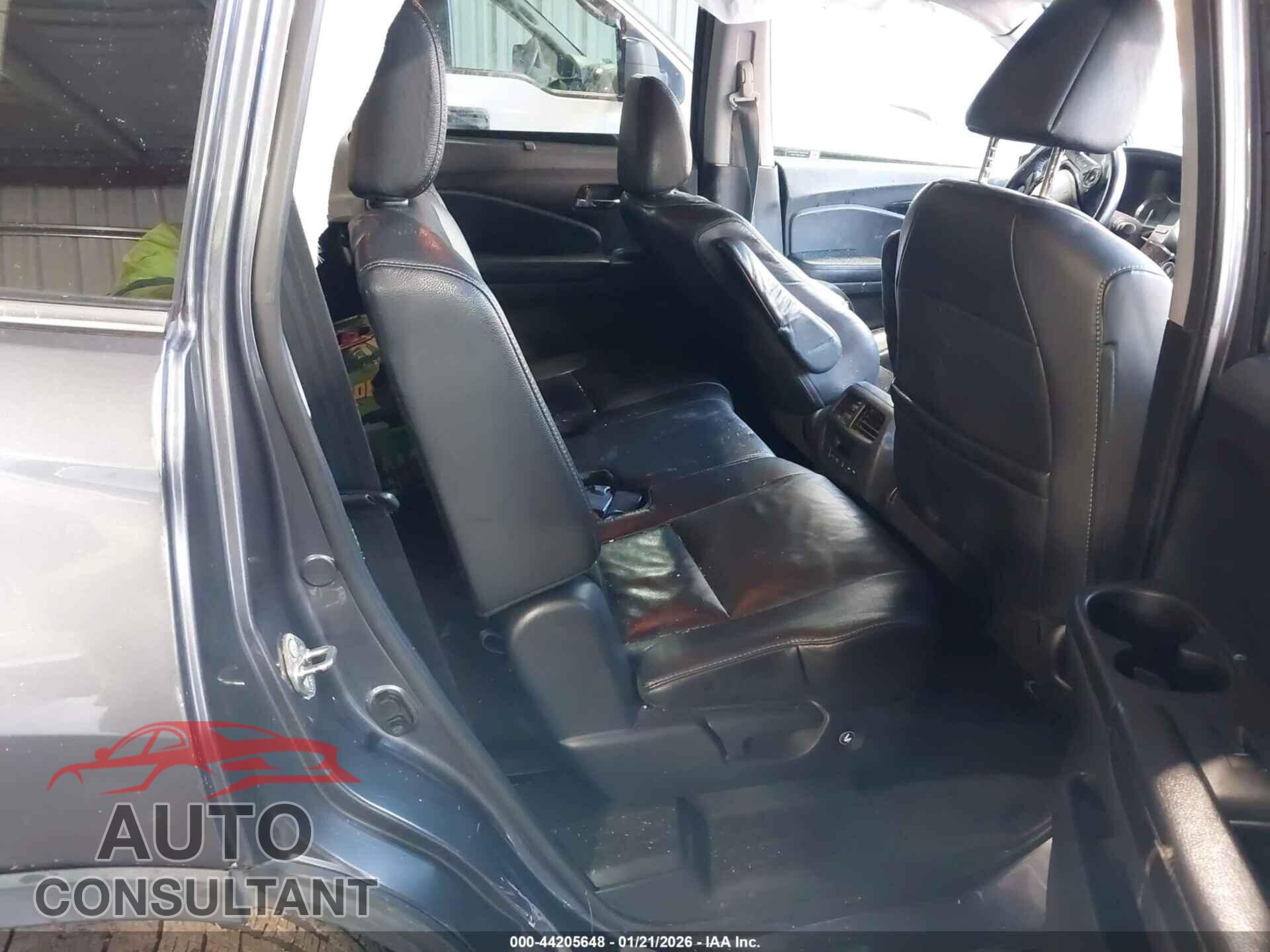 HONDA PILOT 2017 - 5FNYF5H99HB024232