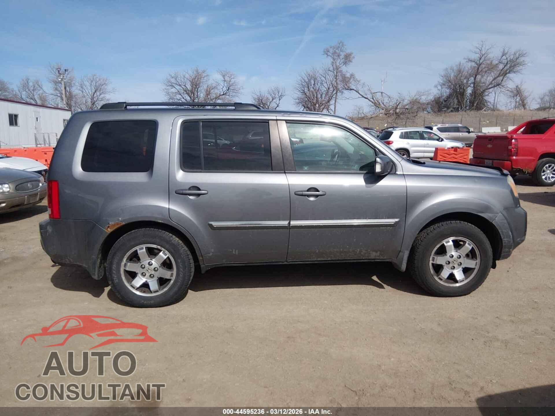 HONDA PILOT 2009 - 5FNYF48979B013743
