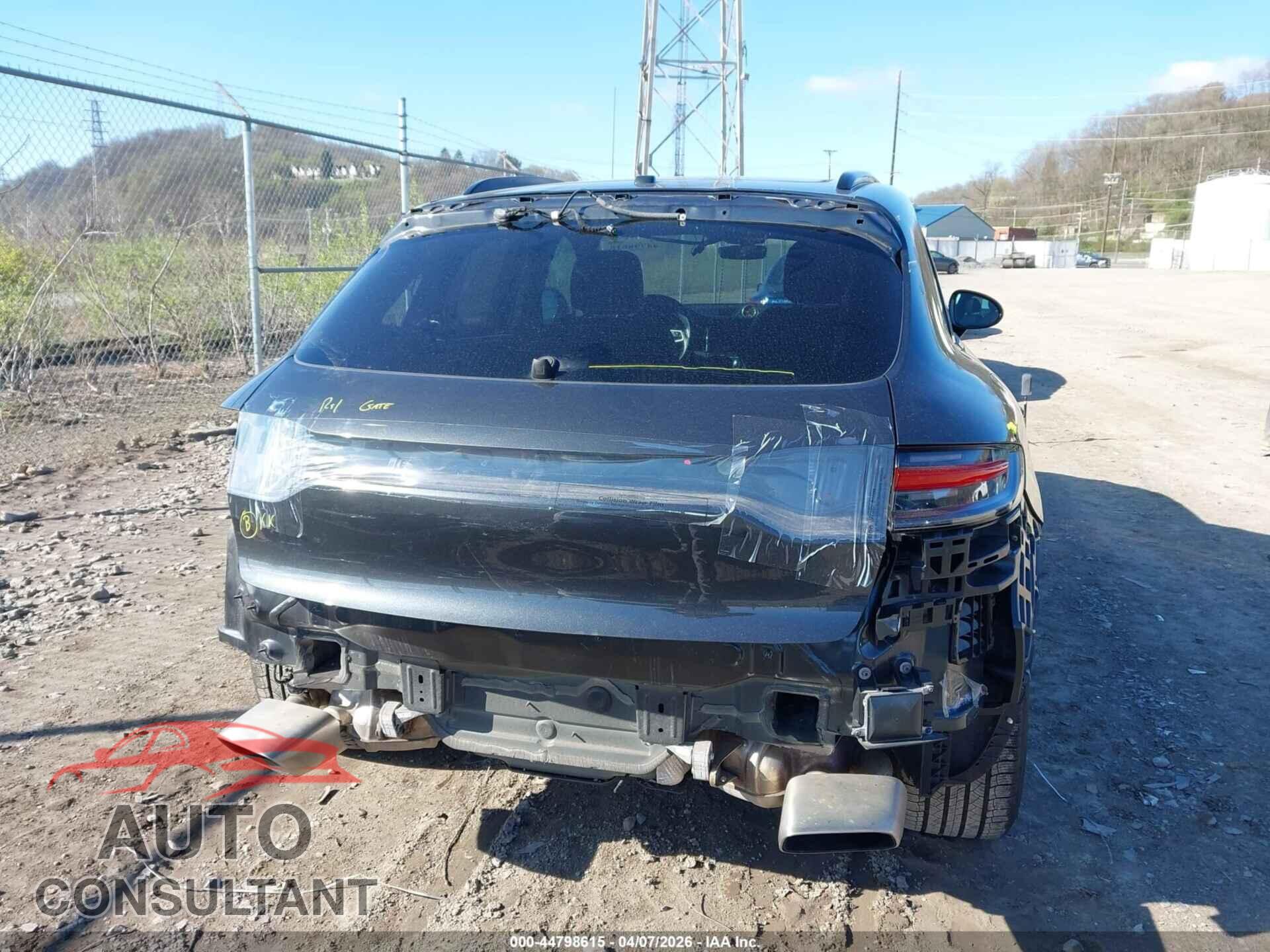 PORSCHE MACAN 2021 - WP1AA2A56MLB06673