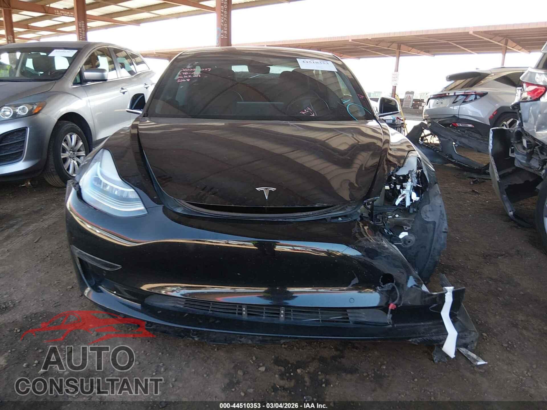 TESLA MODEL 3 2018 - 5YJ3E1EB7JF073268