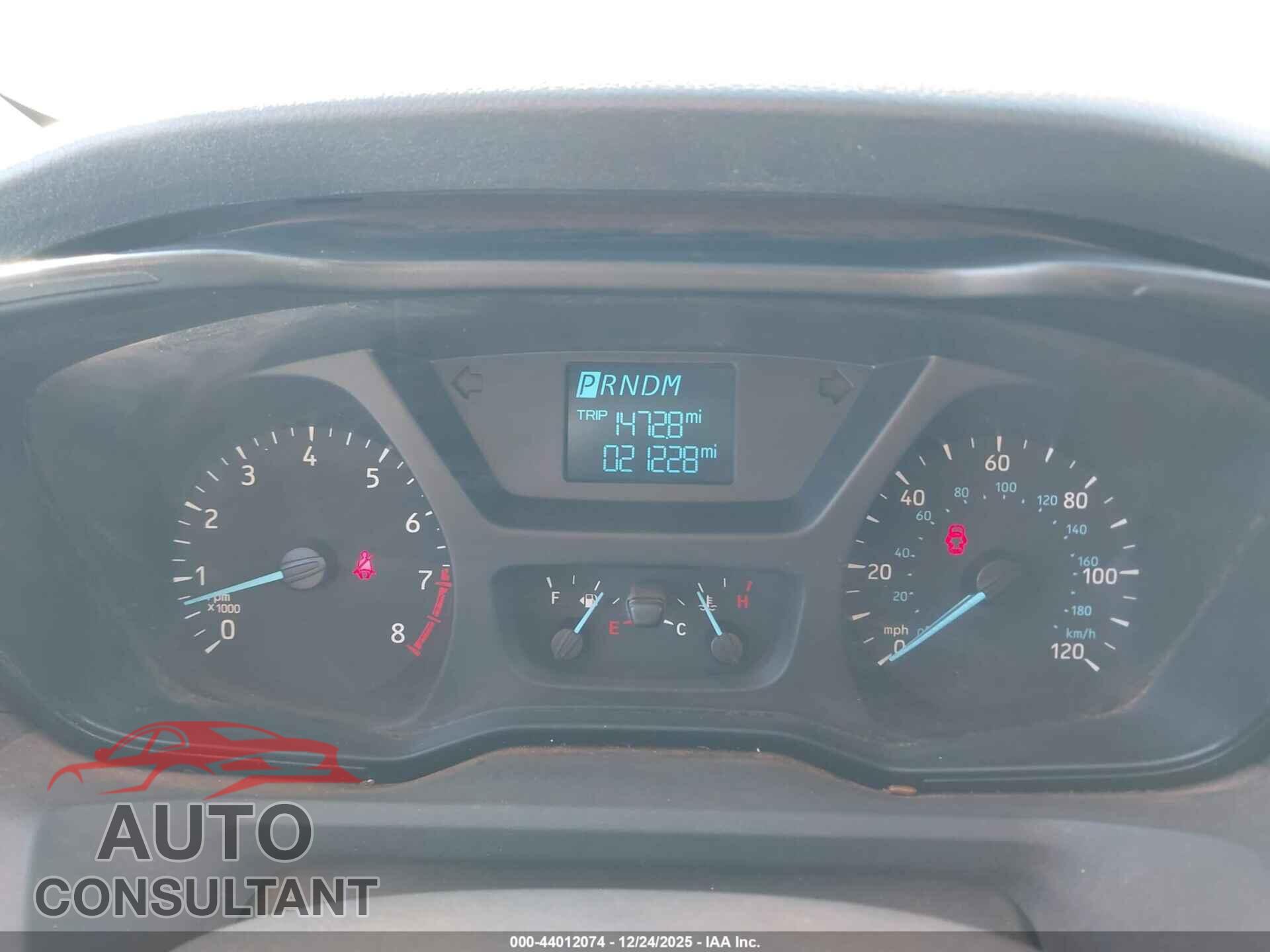 FORD TRANSIT-150 2015 - 1FTNE1YM6FKB19494