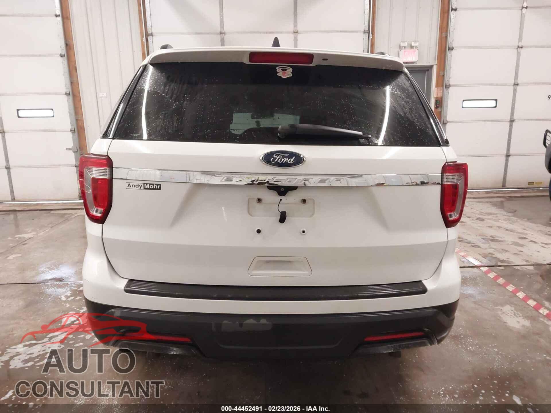 FORD EXPLORER 2018 - 1FM5K7B8XJGB60001