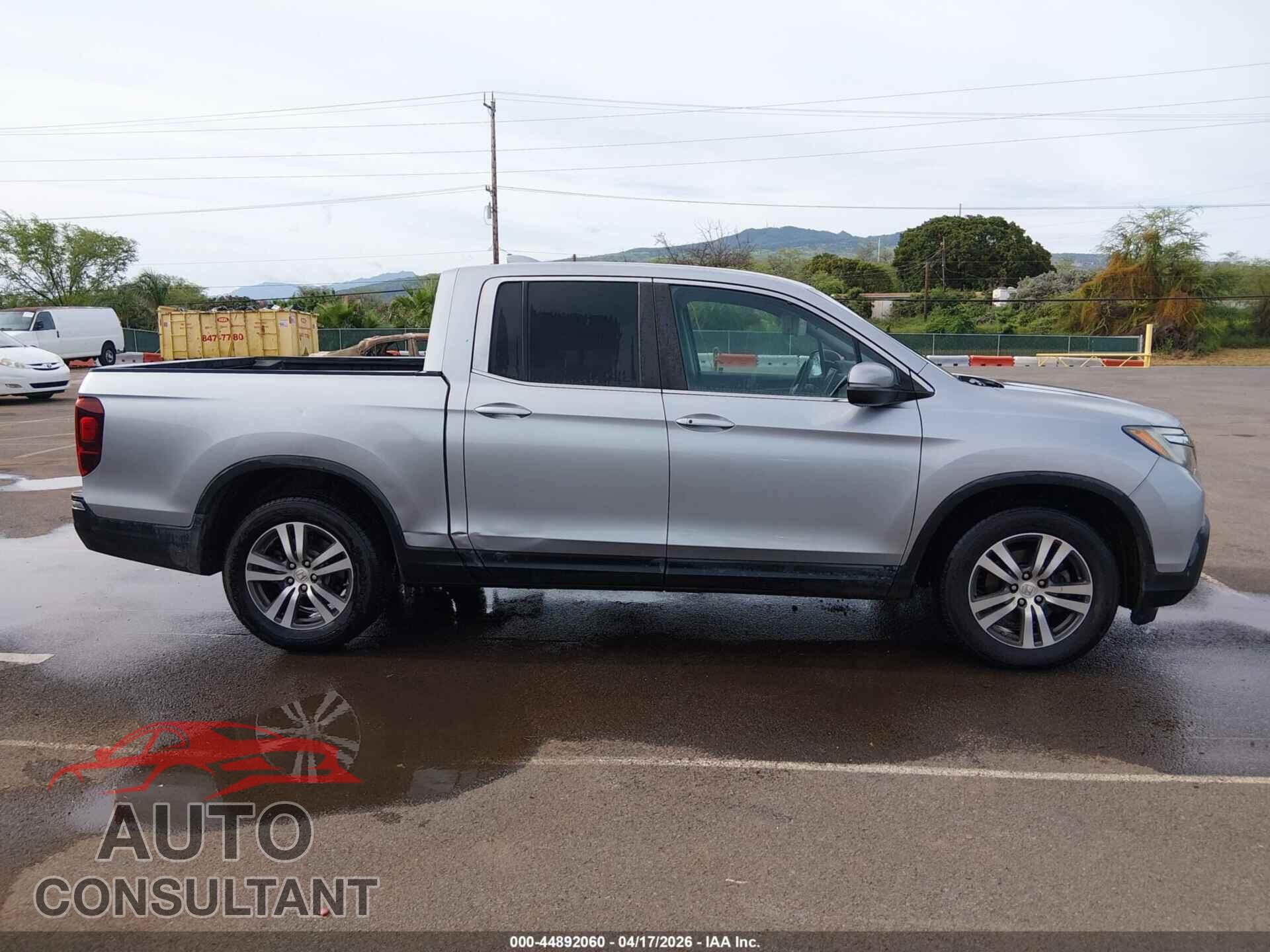 HONDA RIDGELINE 2017 - 5FPYK2F41HB011676
