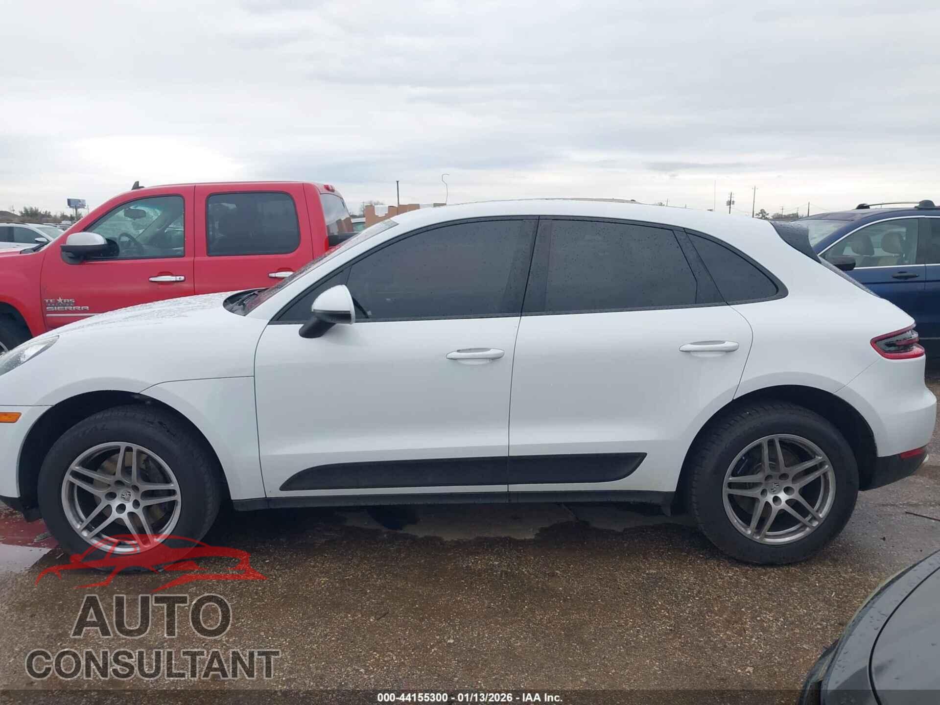 PORSCHE MACAN 2018 - WP1AA2A52JLB05743
