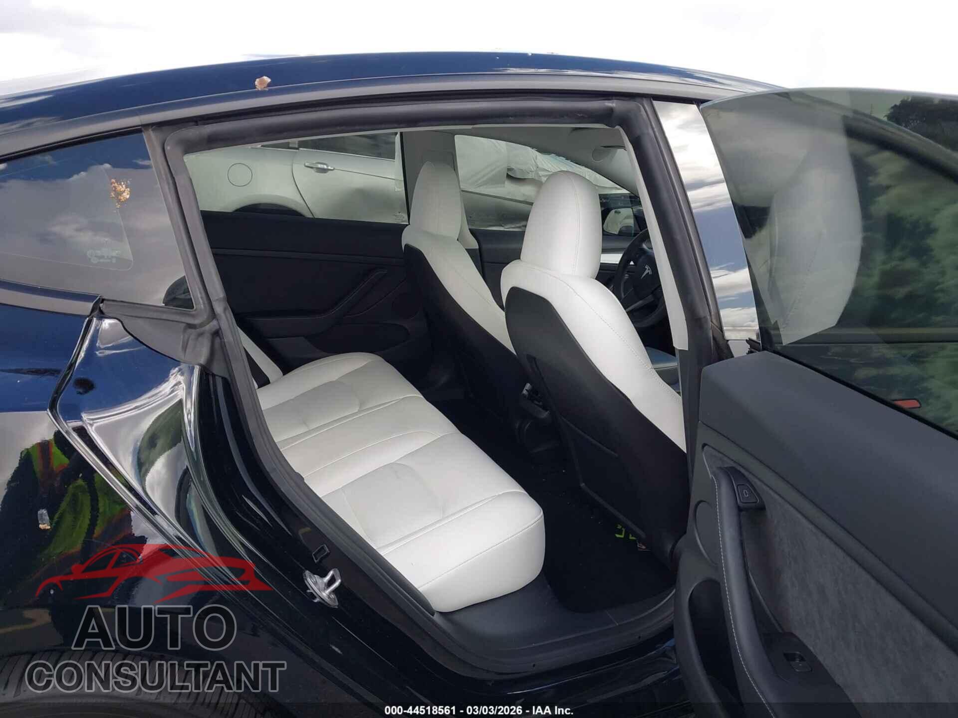 TESLA MODEL 3 2023 - 5YJ3E1EA3PF507413