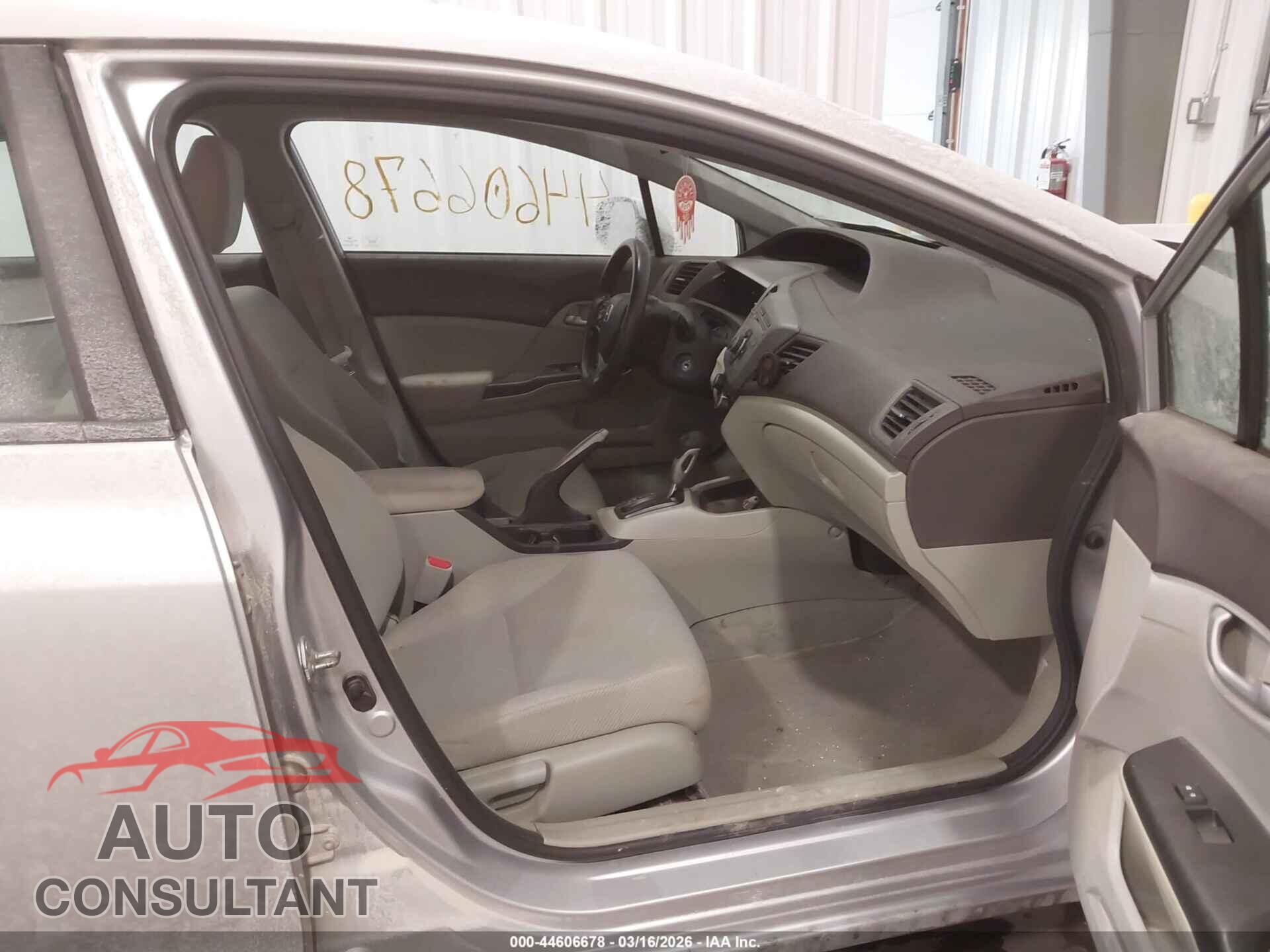 HONDA CIVIC 2012 - 19XFB2F58CE009205