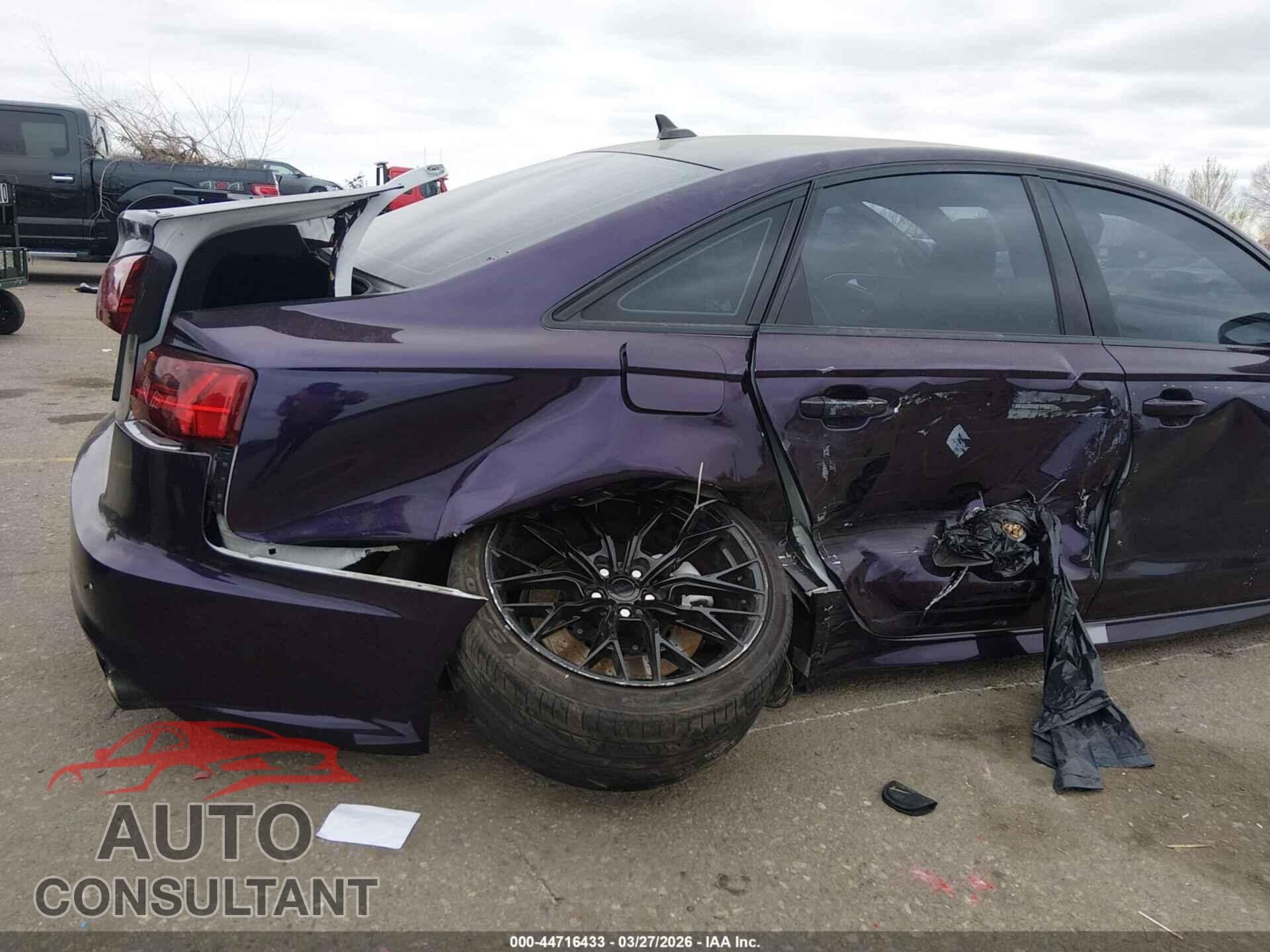 AUDI S6 2018 - WAUFFAFC2JN038024