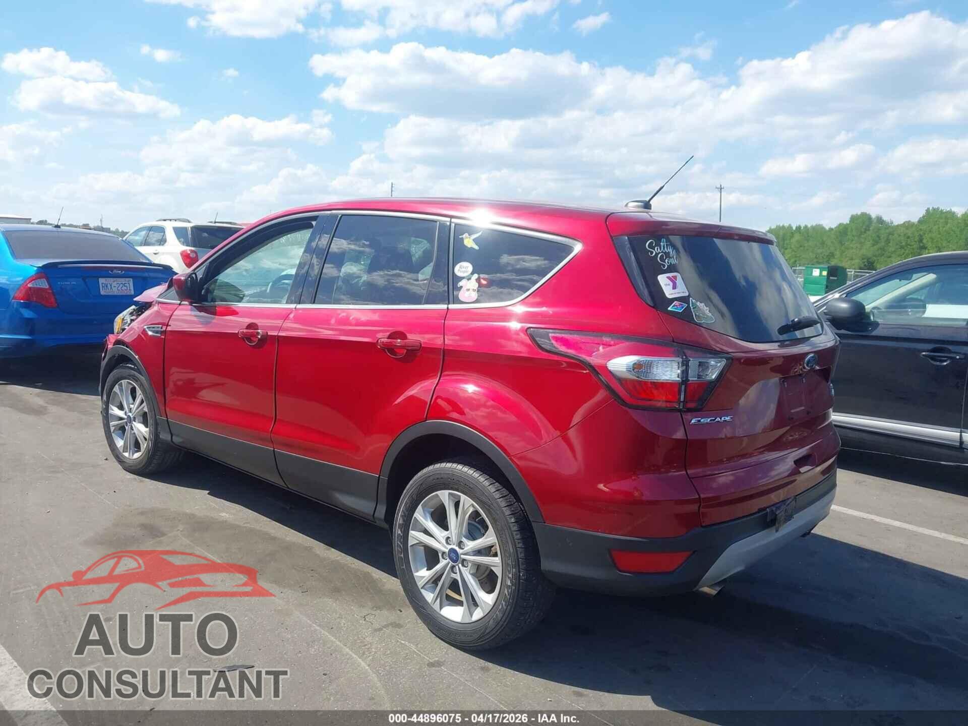 FORD ESCAPE 2017 - 1FMCU9GD6HUC40913