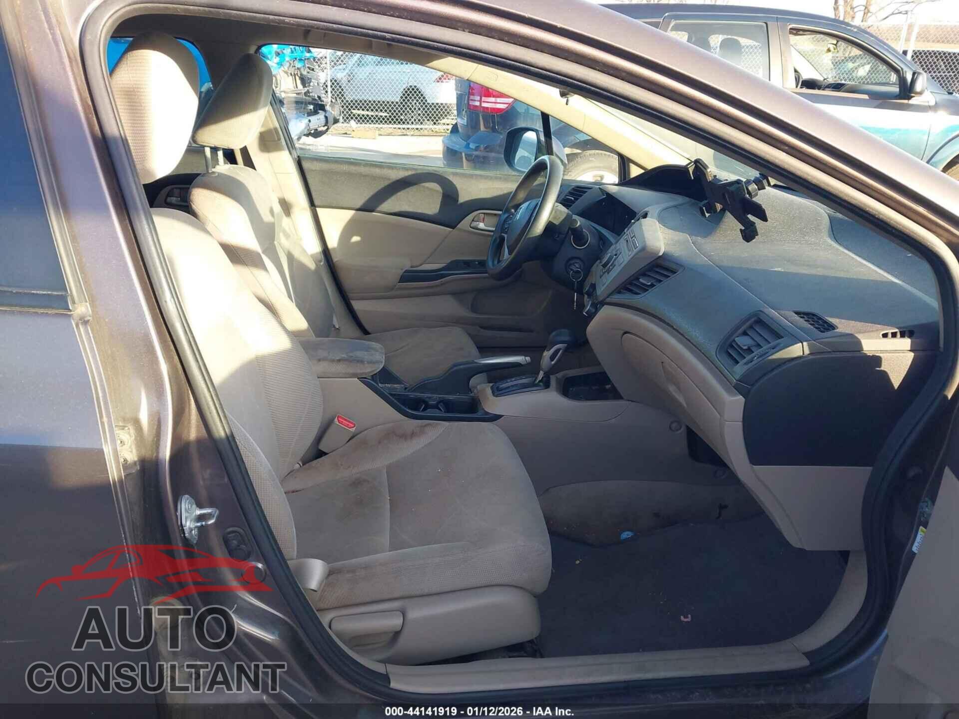 HONDA CIVIC 2012 - 2HGFB2F57CH519180