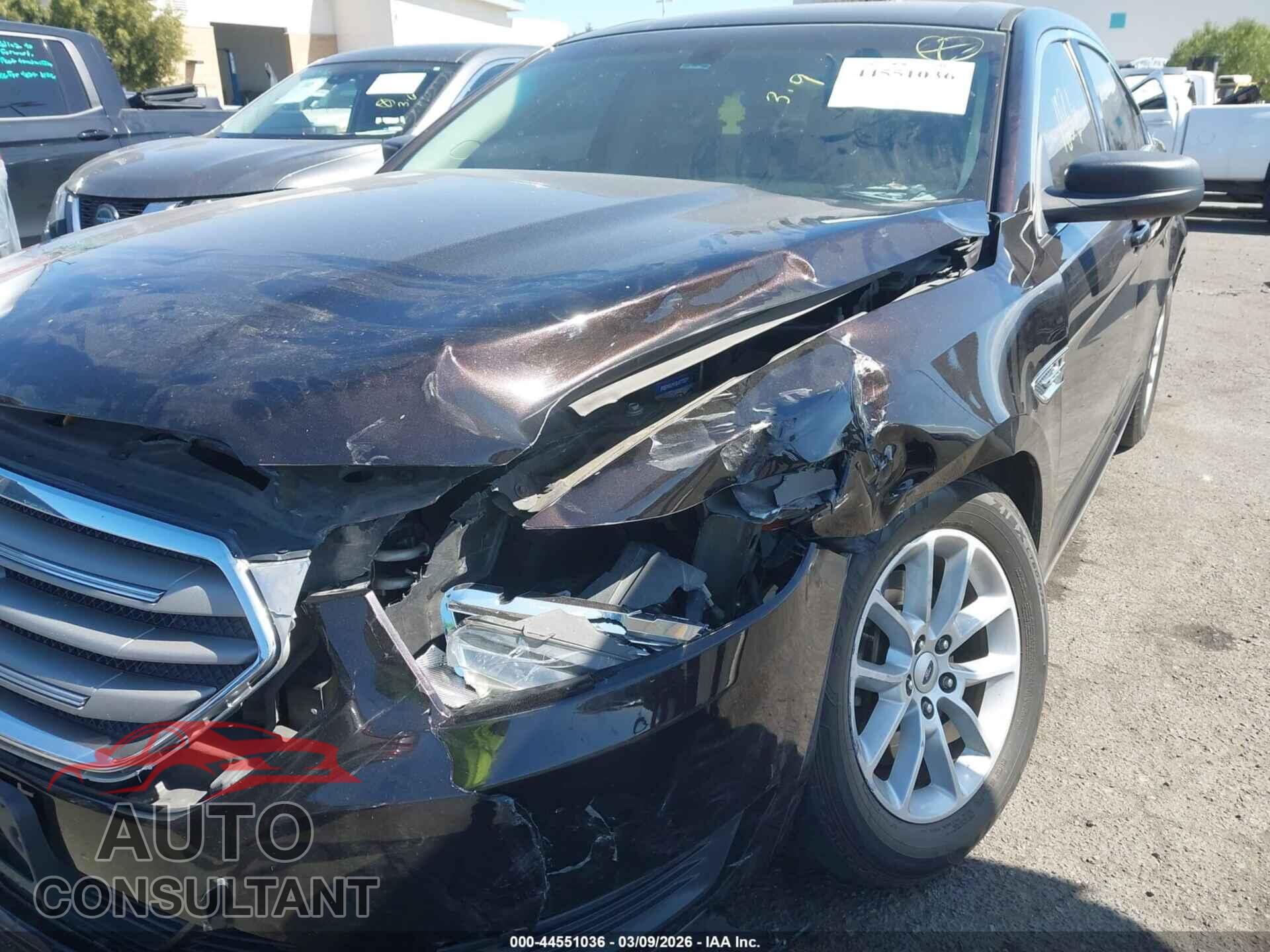 FORD TAURUS 2013 - 1FAHP2D88DG172838