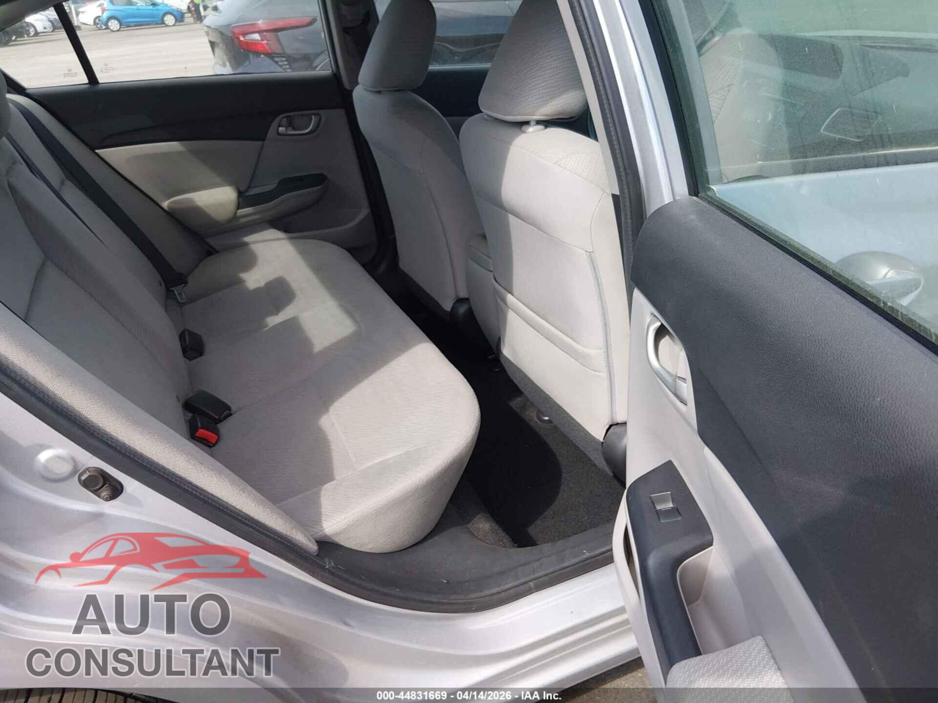 HONDA CIVIC 2013 - 2HGFB2F54DH548024