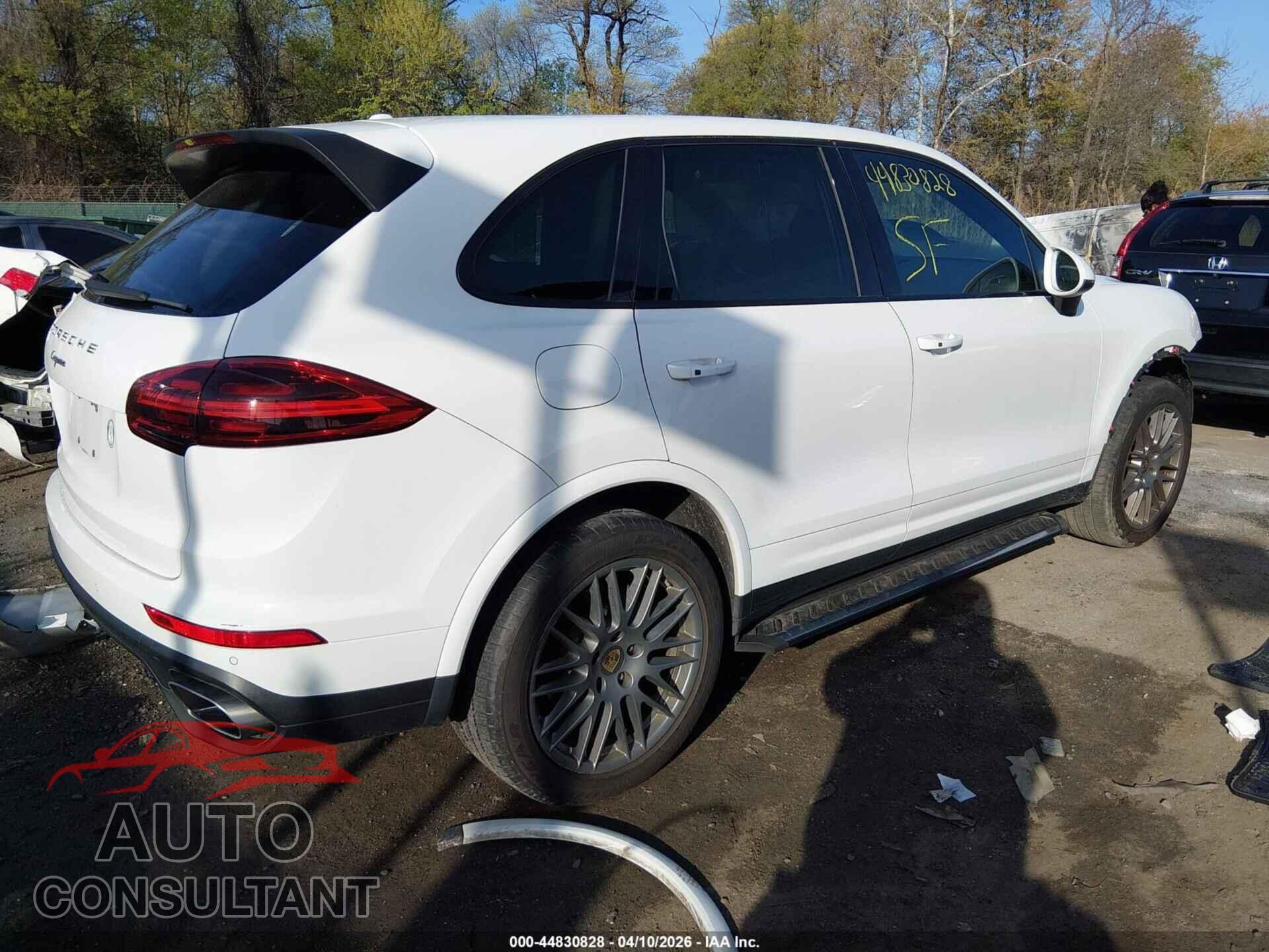 PORSCHE CAYENNE 2017 - WP1AA2A20HKA82274