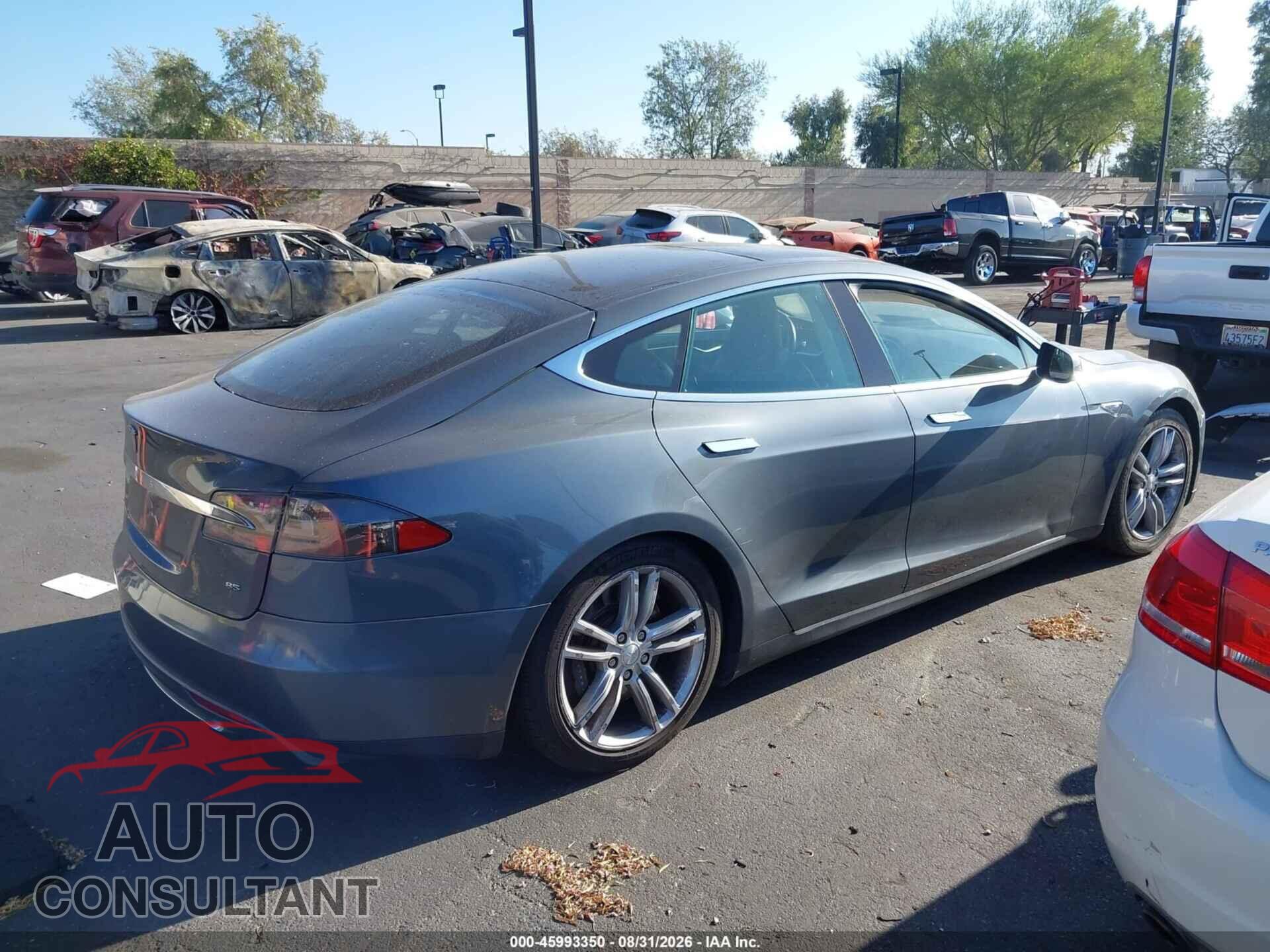 TESLA MODEL S 2013 - 5YJSA1CN5DFP10036