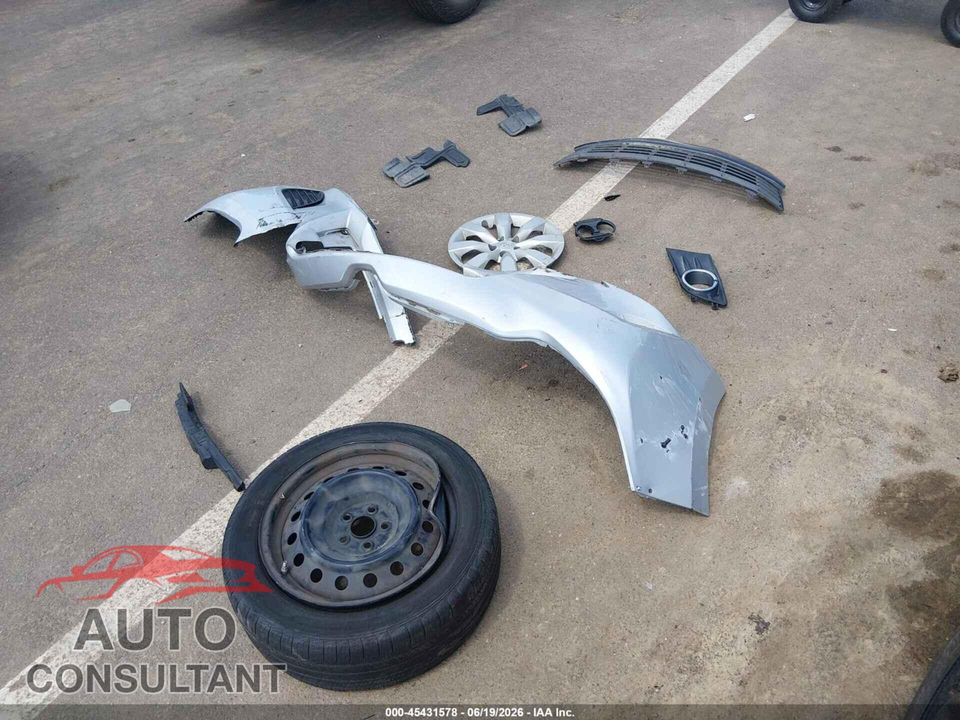 TOYOTA COROLLA 2015 - 2T1BURHE6FC347364