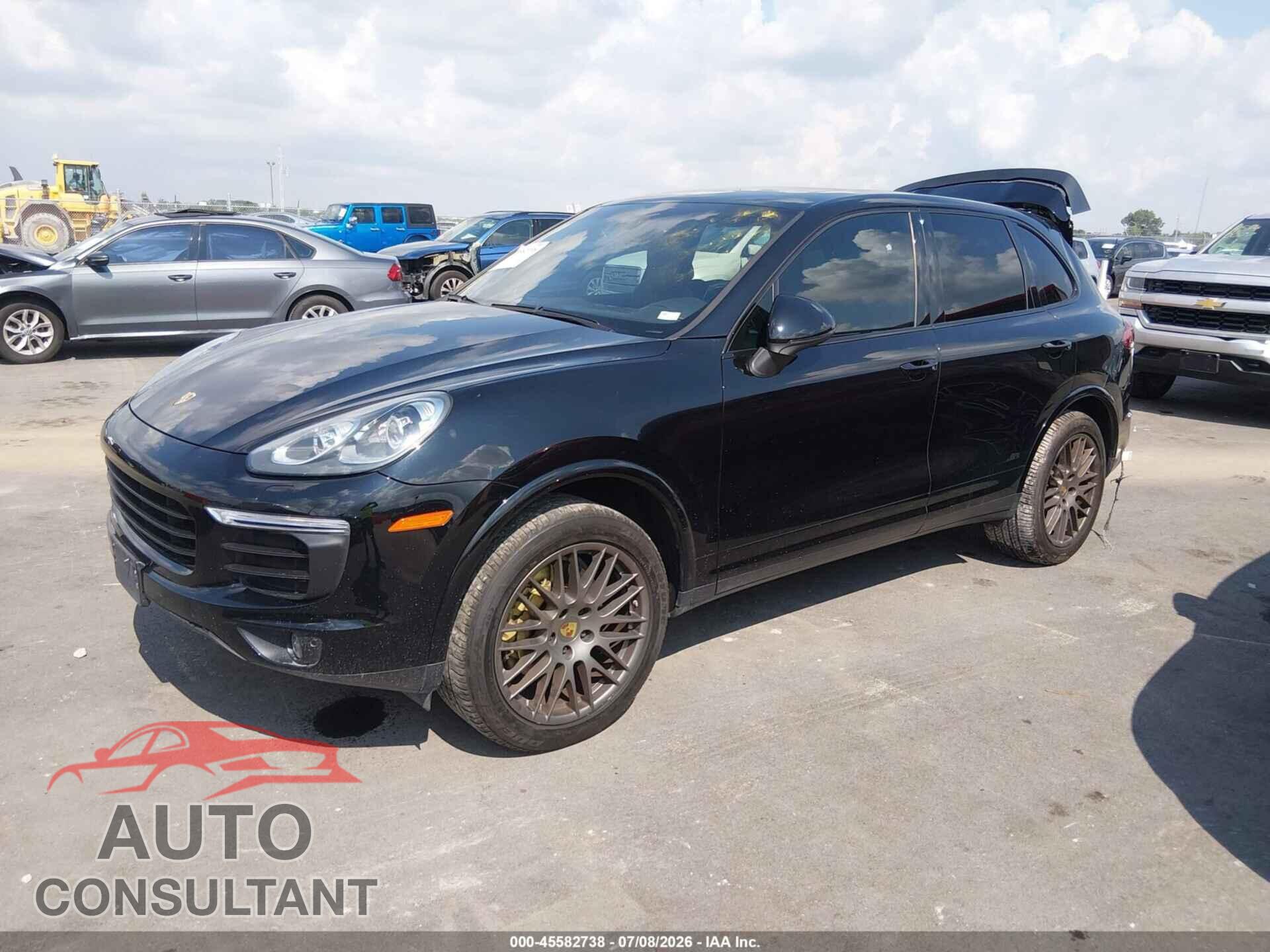 PORSCHE CAYENNE 2018 - WP1AA2A23JKA06067