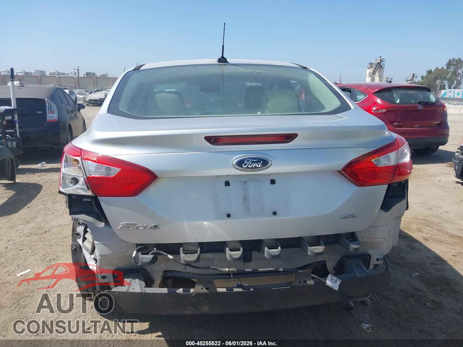 FORD FOCUS 2012 - 1FAHP3H22CL179933