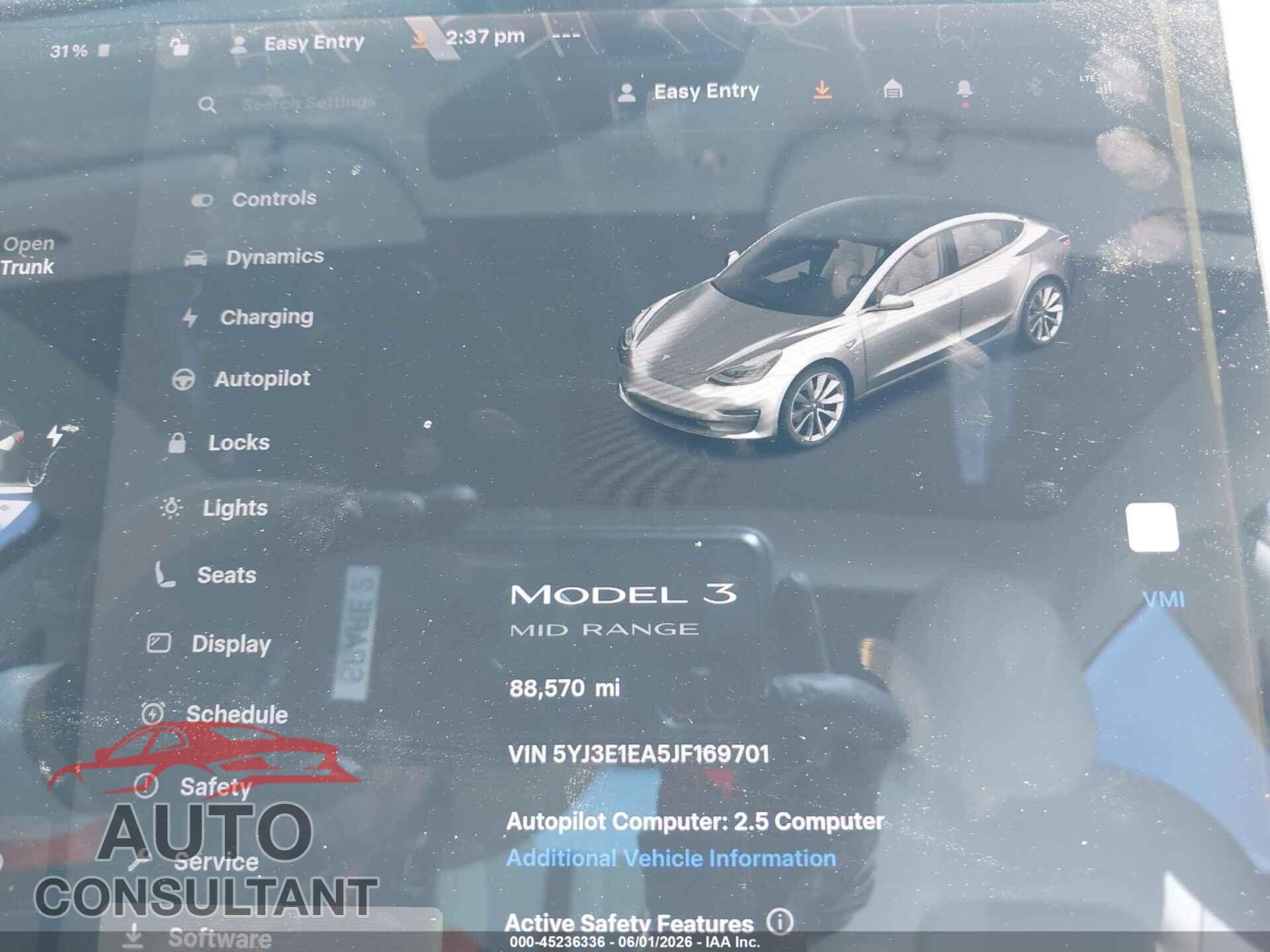 TESLA MODEL 3 2018 - 5YJ3E1EA5JF169701