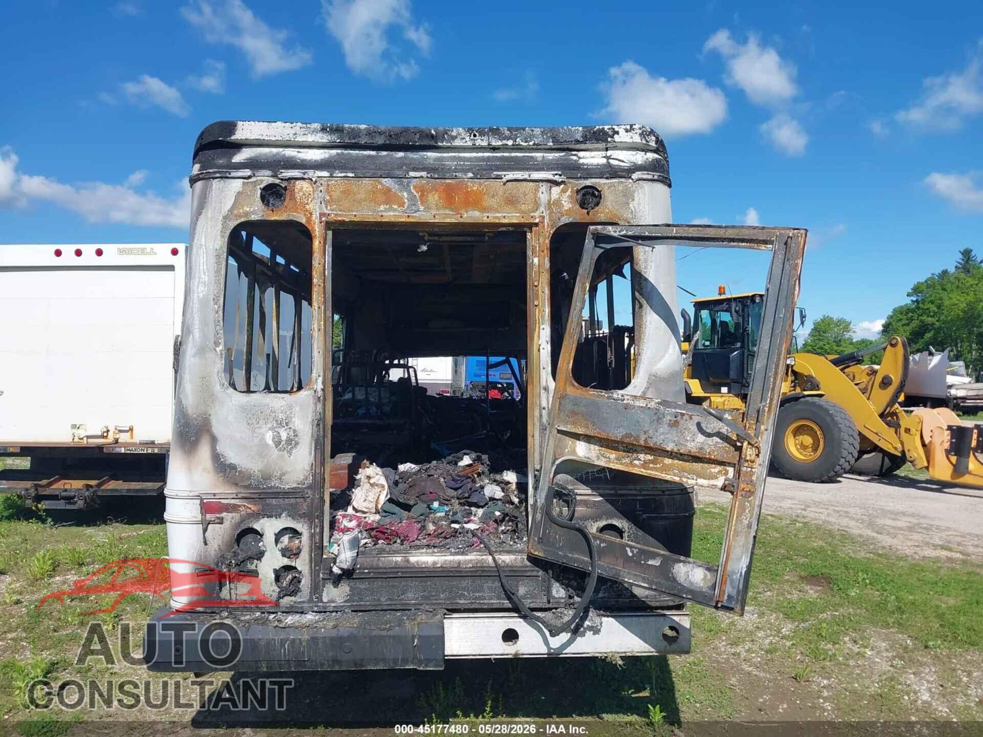 FORD E-450 CUTAWAY 2017 - 1FDFE4FS0HDC33498