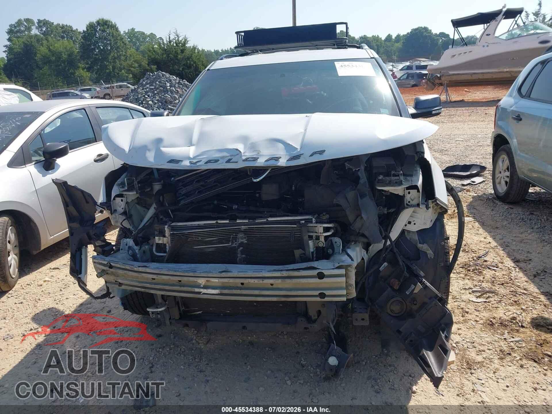 FORD EXPLORER 2018 - 1FM5K7D8XJGB74364