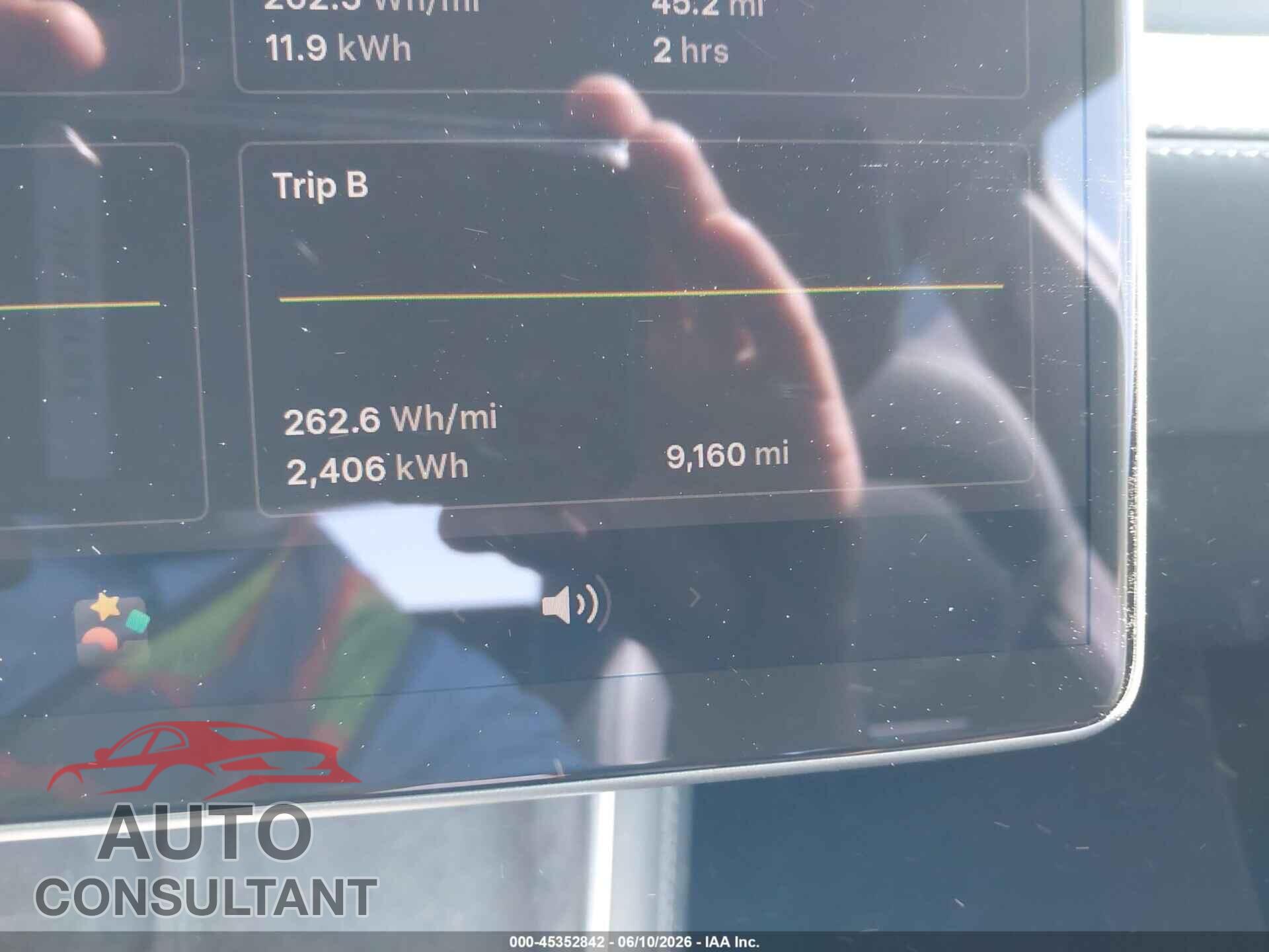 TESLA MODEL Y 2026 - 7SAYGDEDXTF439331