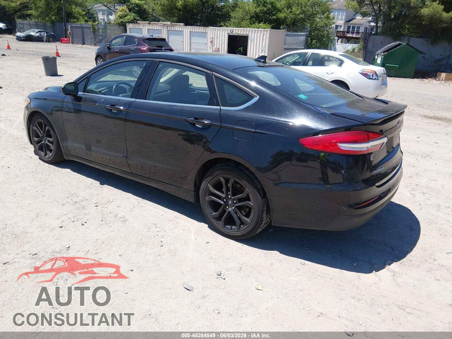 FORD FUSION 2019 - 3FA6P0HD1KR228434