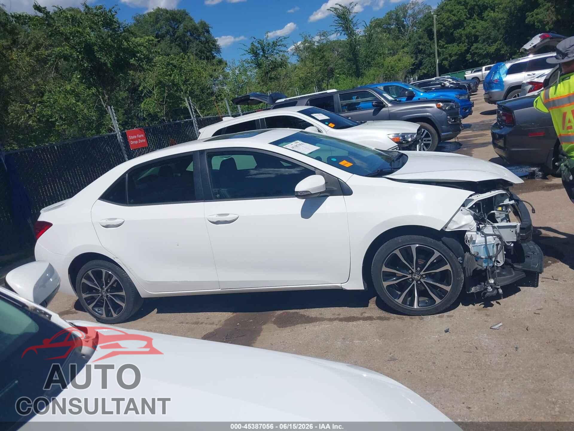 TOYOTA COROLLA 2017 - 5YFBURHE6HP711642