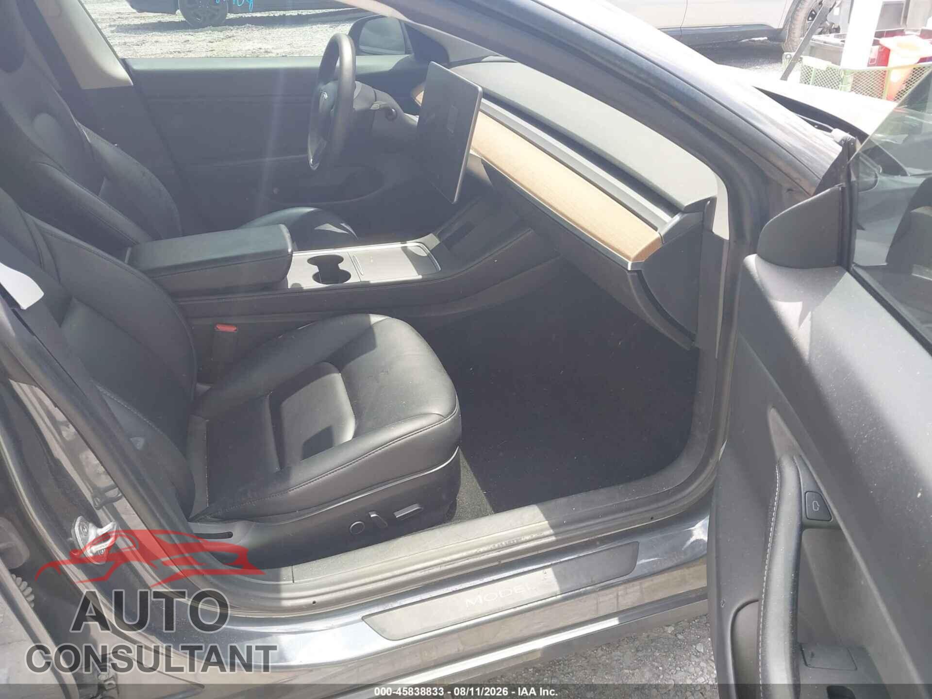 TESLA MODEL 3 2021 - 5YJ3E1EB8MF853185