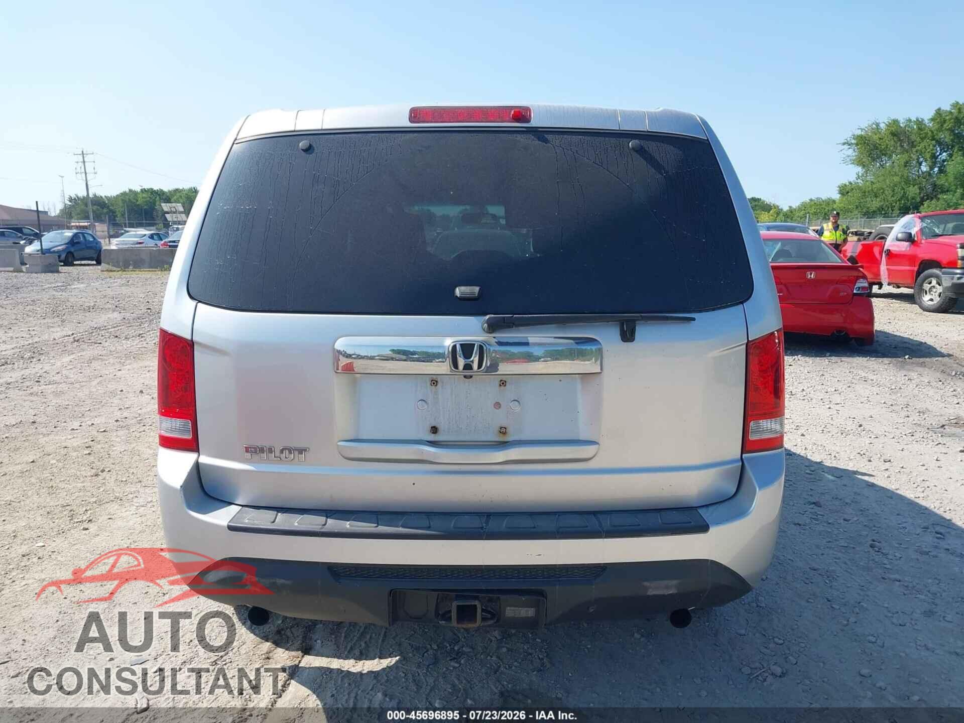 HONDA PILOT 2013 - 5FNYF3H20DB044841