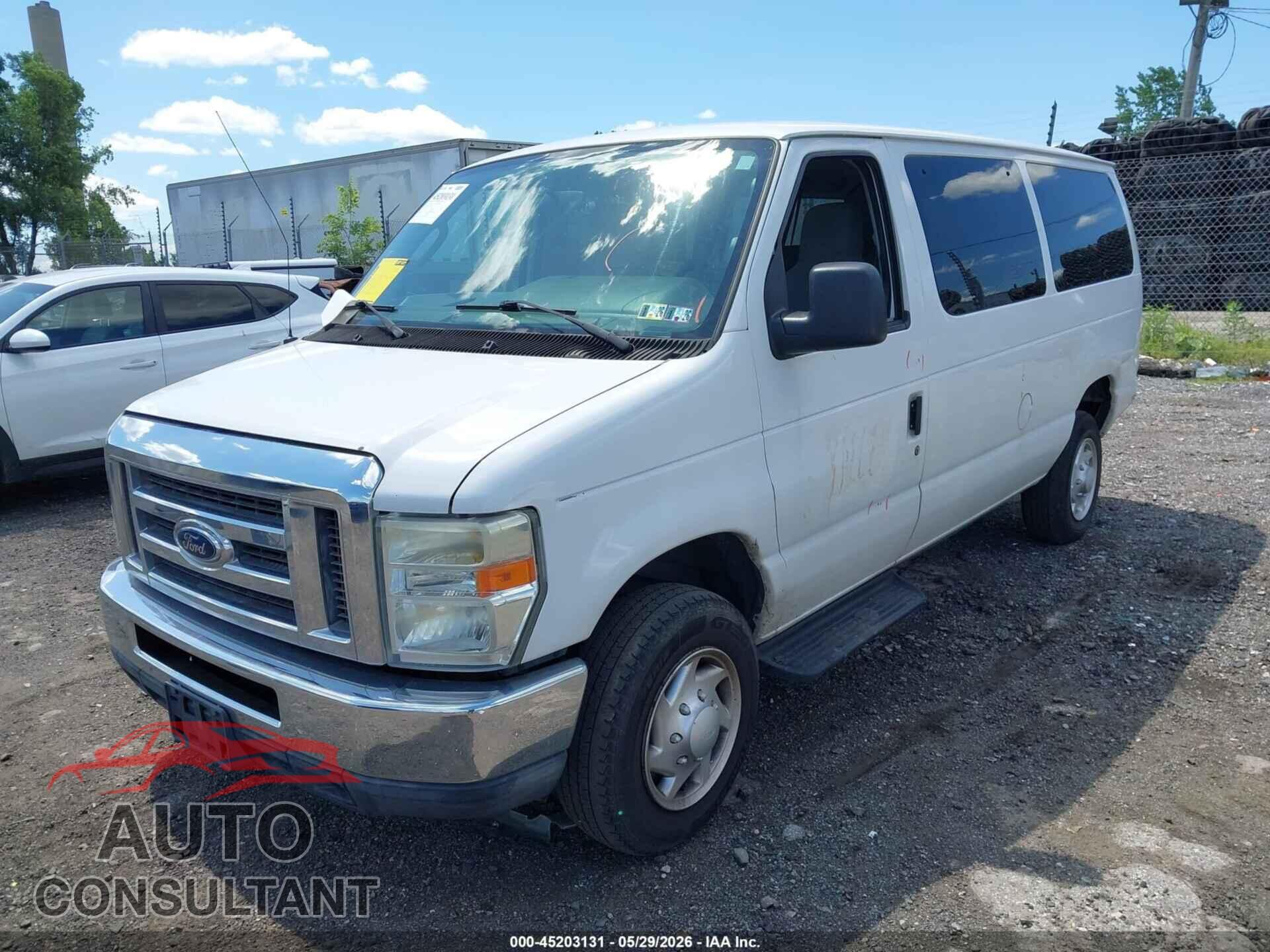 FORD E-350 SUPER DUTY 2011 - 1FBNE3BL3BDB09228