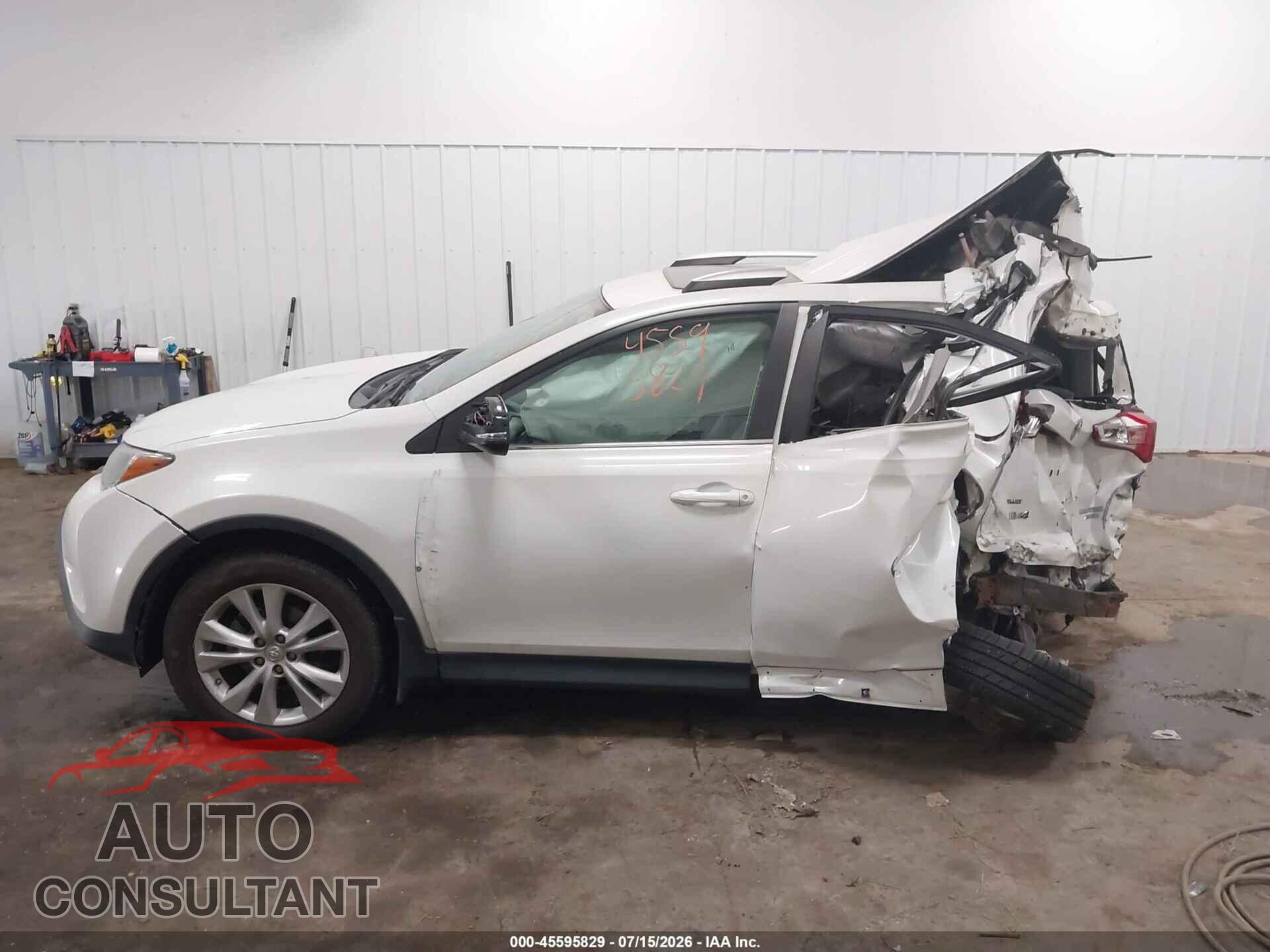 TOYOTA RAV4 2013 - 2T3DFREV6DW007724