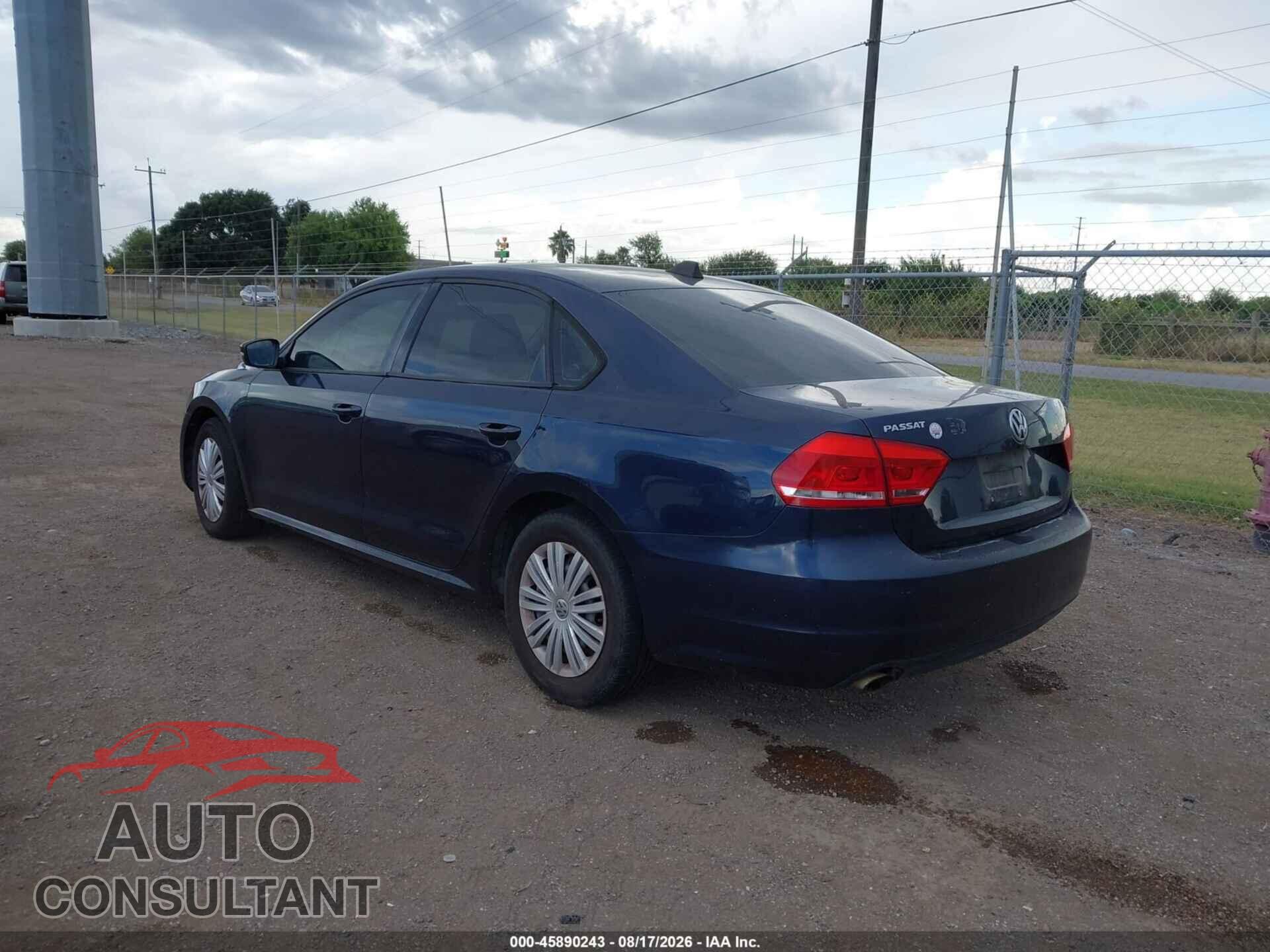 VOLKSWAGEN PASSAT 2014 - 1VWAT7A36EC035528