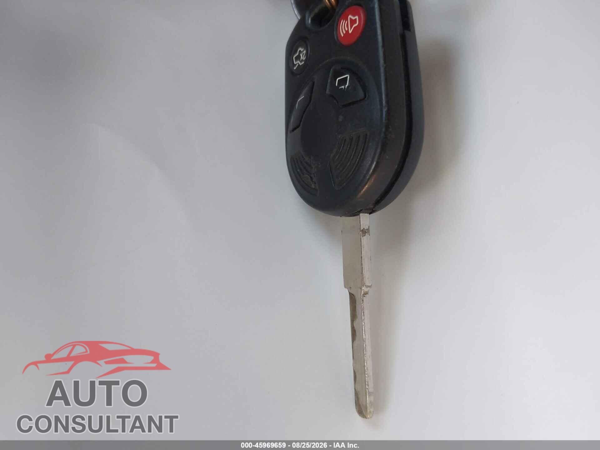 FORD FOCUS 2017 - 1FADP3F24HL314676