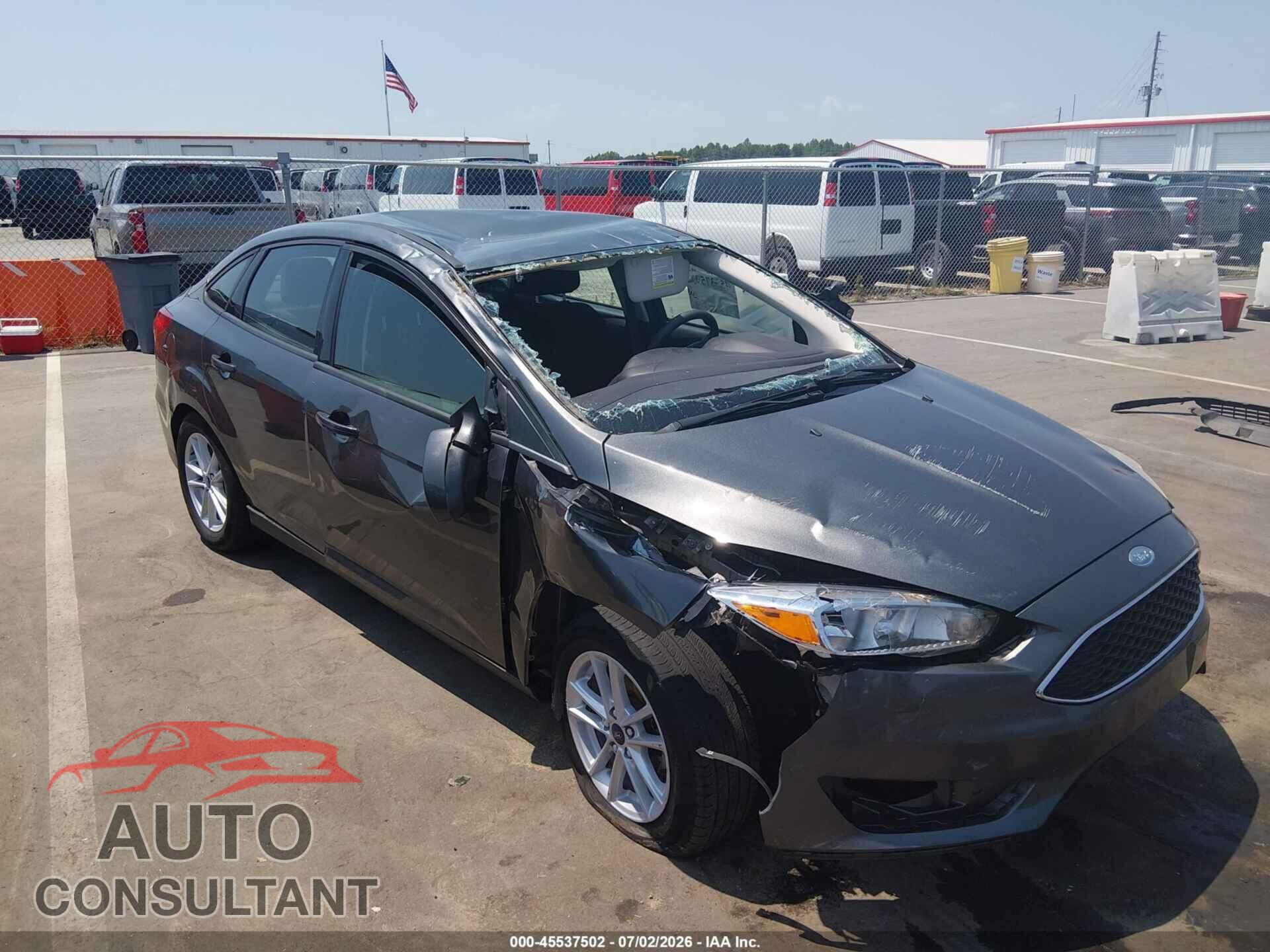 FORD FOCUS 2018 - 1FADP3FE5JL307509