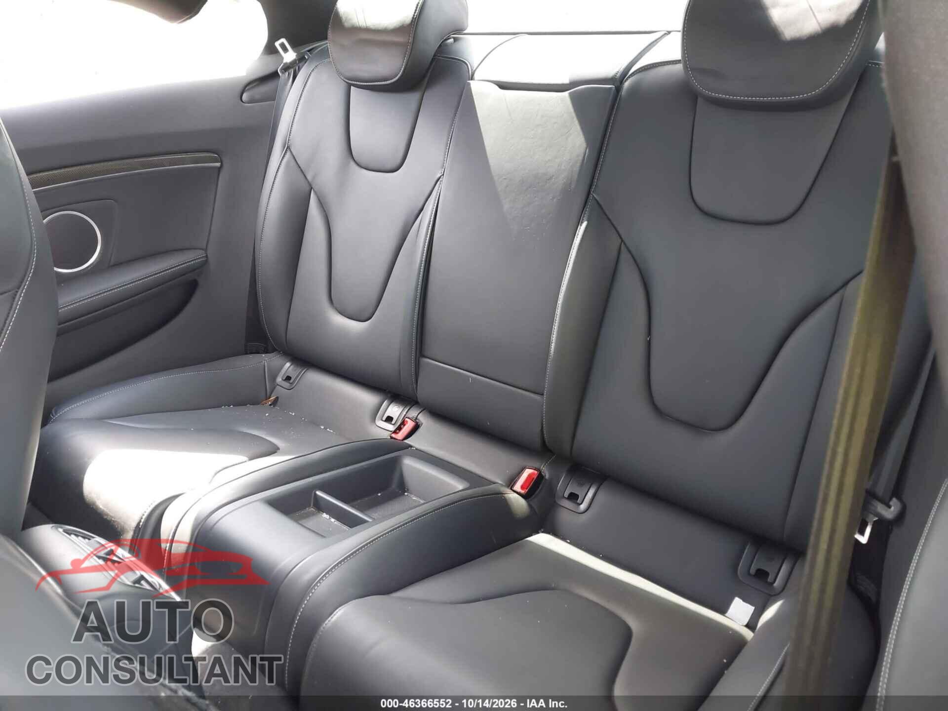 AUDI S5 2014 - WAUCGAFR8EA021455