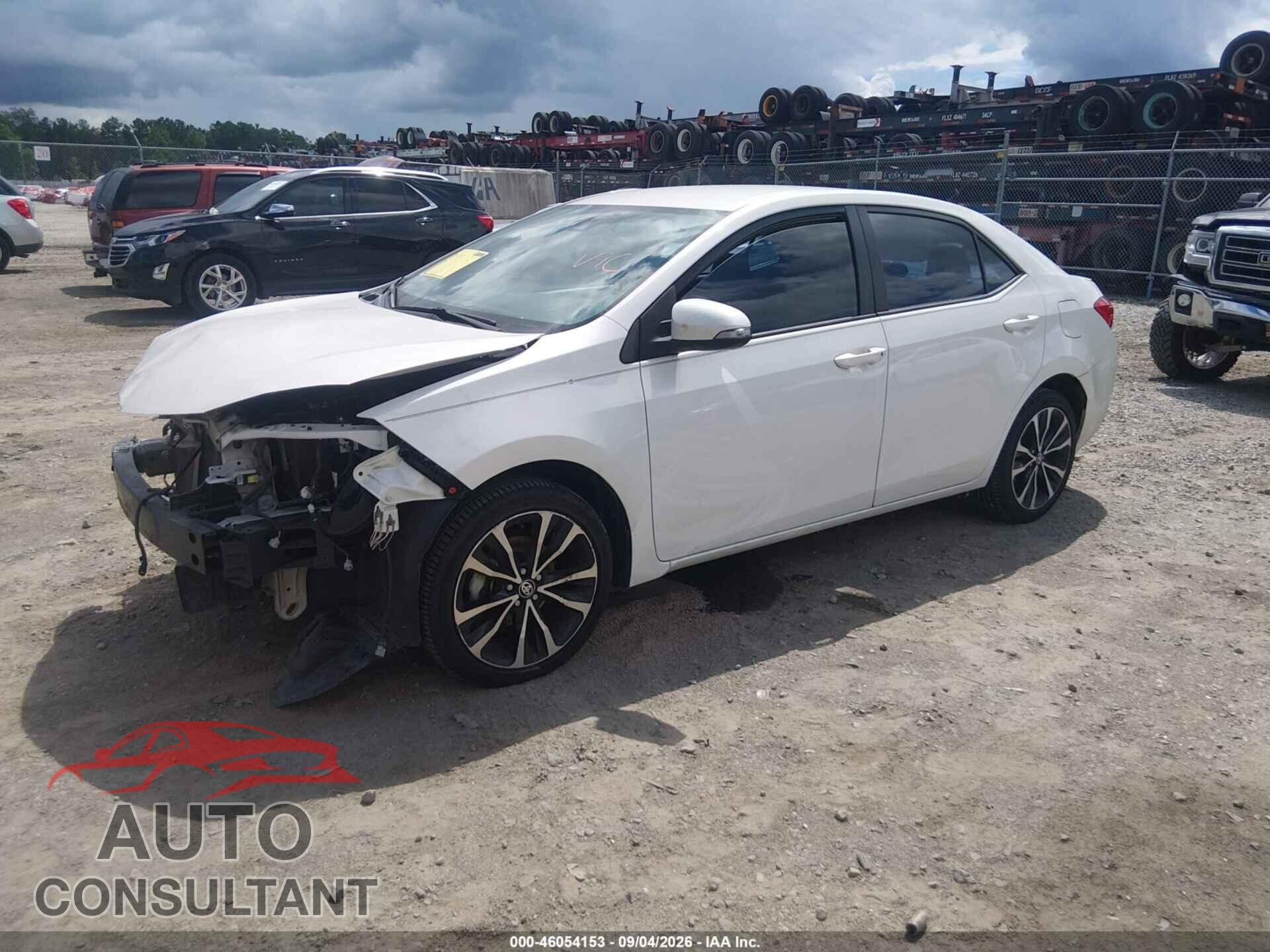 TOYOTA COROLLA 2018 - 5YFBURHE0JP771602