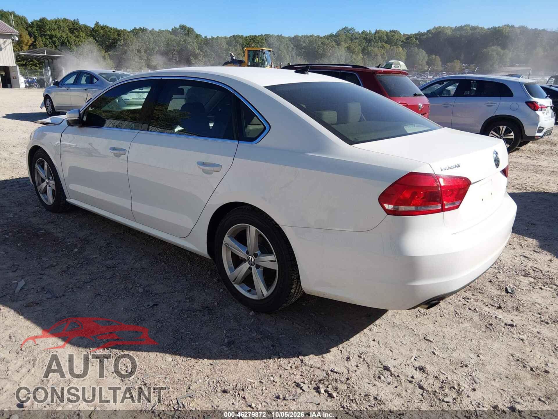 VOLKSWAGEN PASSAT 2015 - 1VWAT7A32FC081973