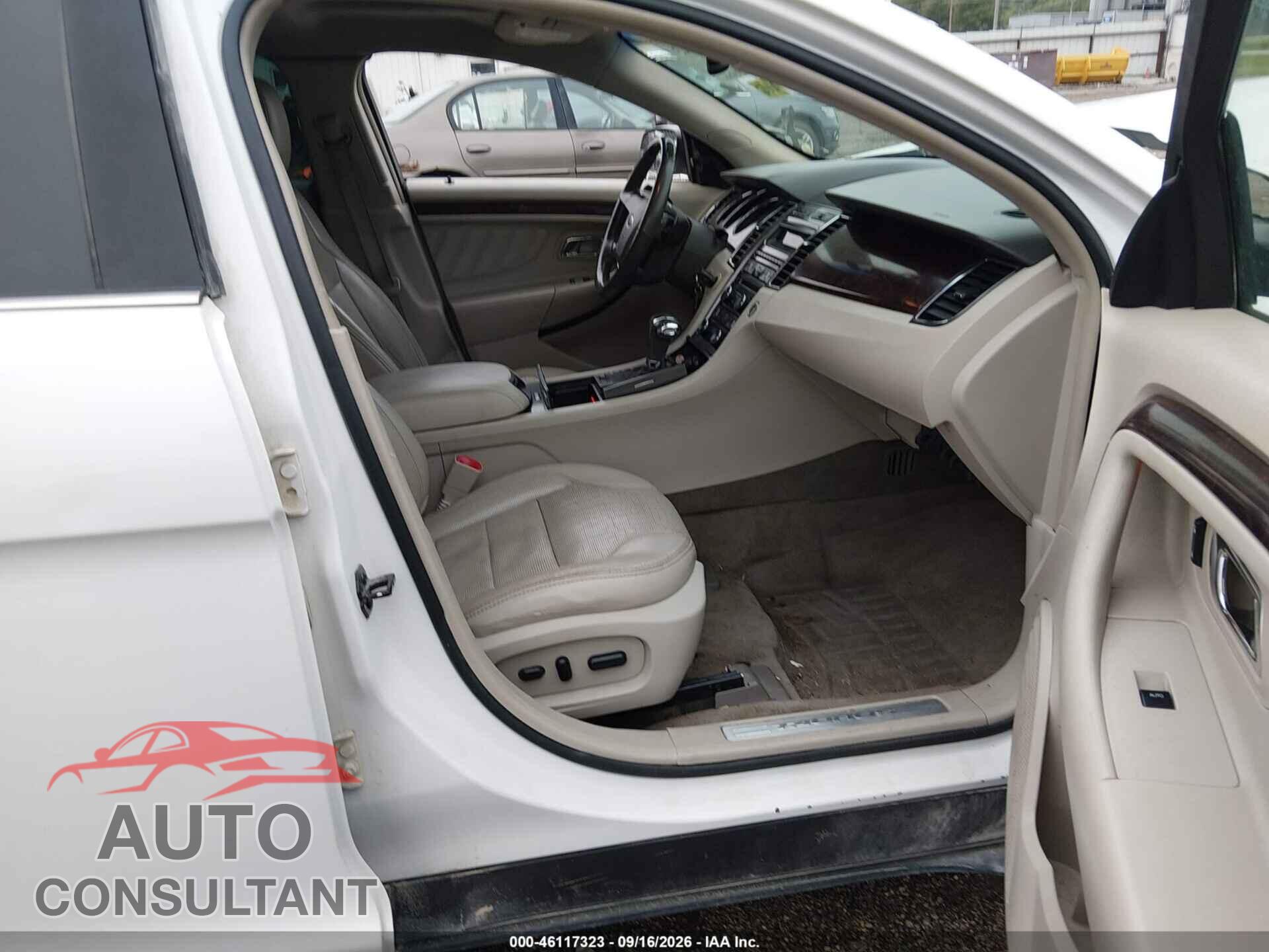 FORD TAURUS 2012 - 1FAHP2FW9CG116403