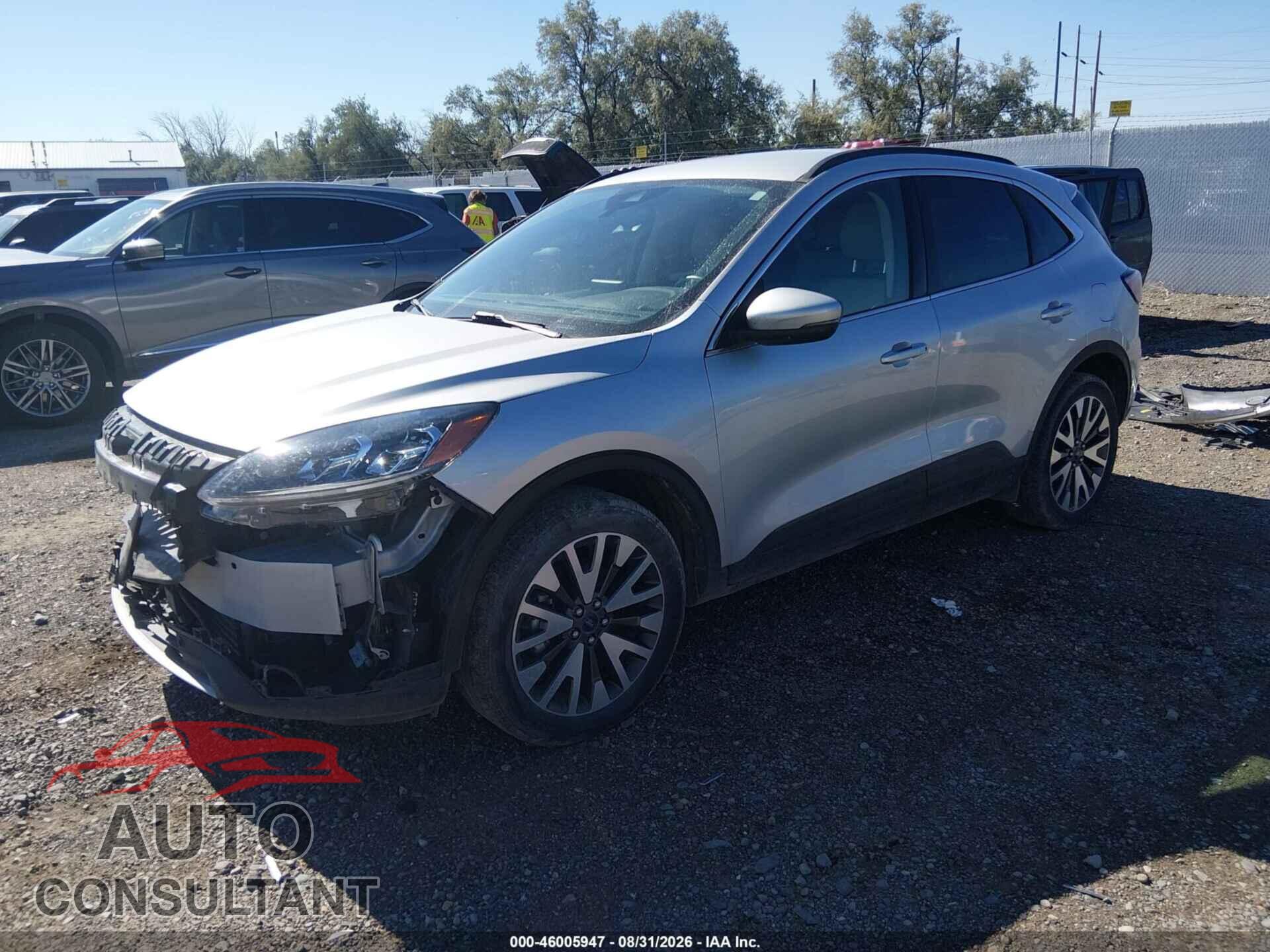 FORD ESCAPE 2020 - 1FMCU9J92LUA11948