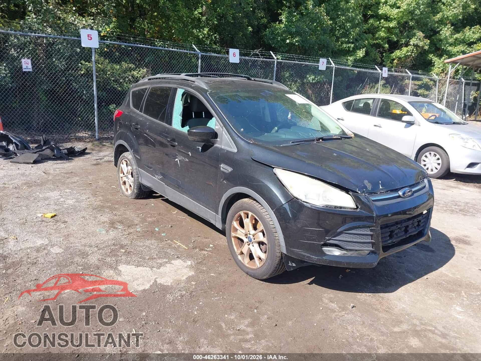 FORD ESCAPE 2013 - 1FMCU9G92DUB05482