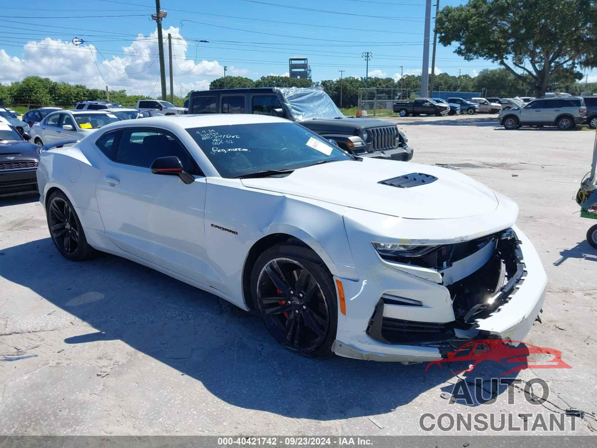 CHEVROLET CAMARO 2021 - 1G1FE1R77M0126789