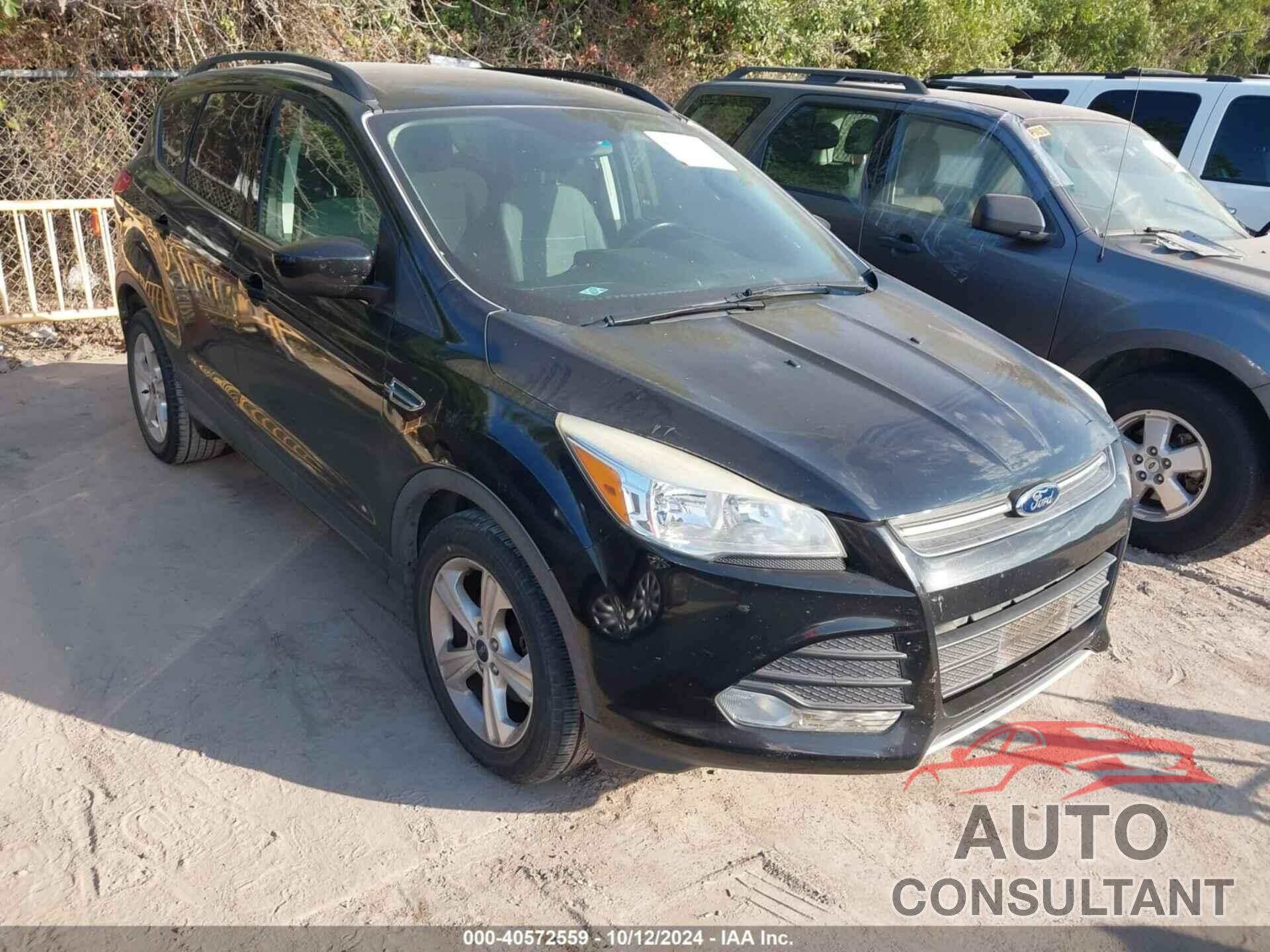 FORD ESCAPE 2015 - 1FMCU0GX0FUC24371