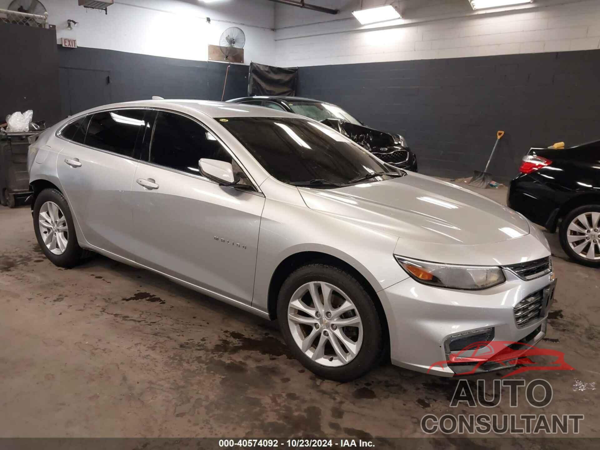 CHEVROLET MALIBU 2018 - 1G1ZD5ST5JF230866