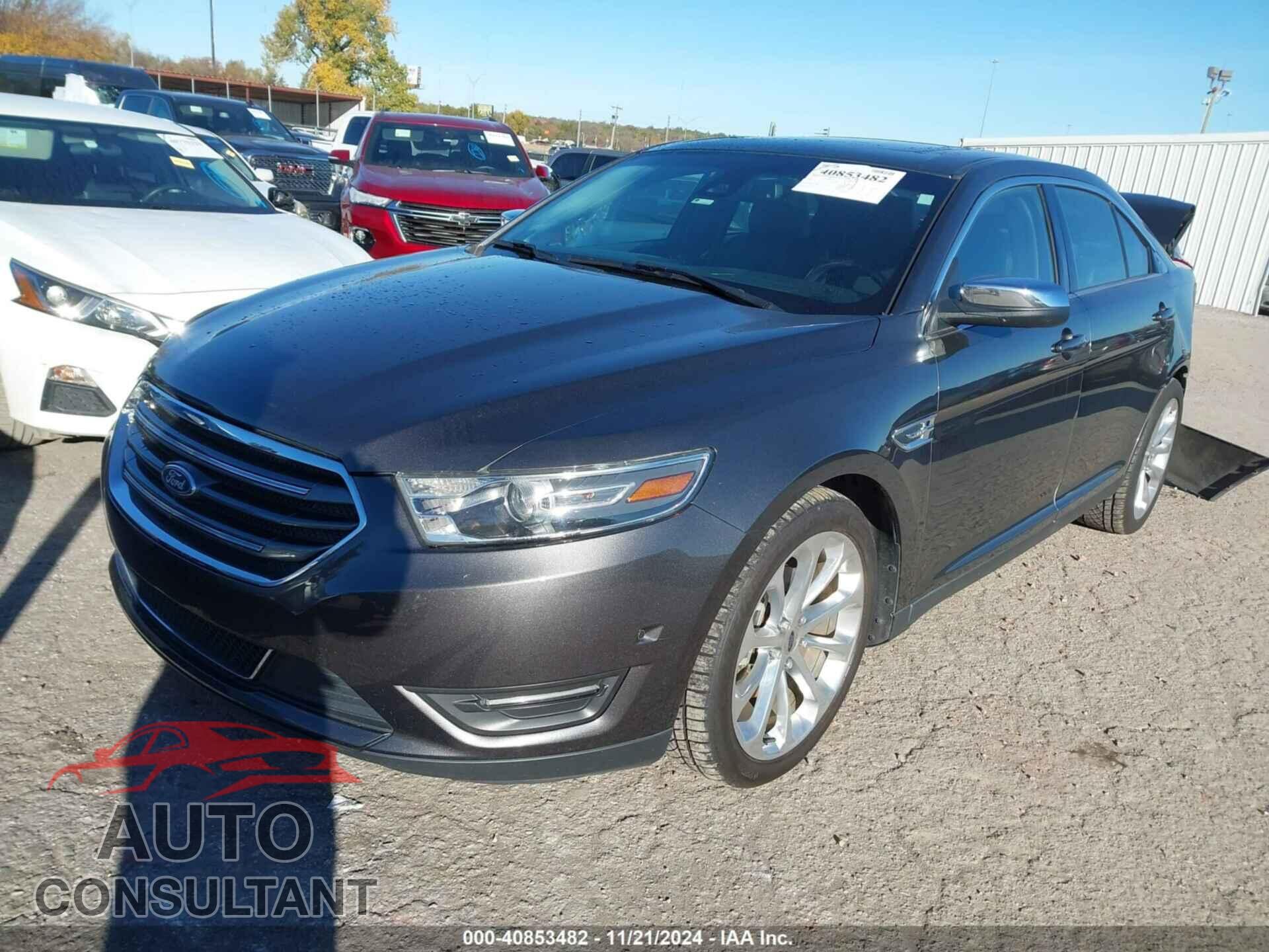 FORD TAURUS 2017 - 1FAHP2F86HG110695