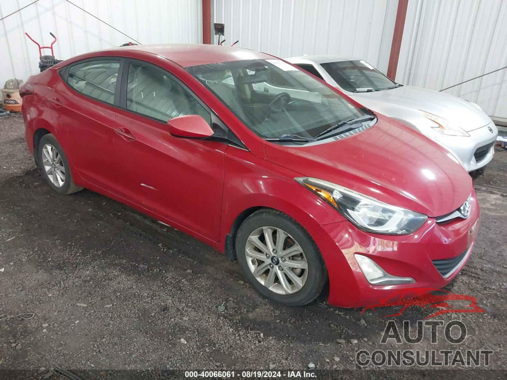 HYUNDAI ELANTRA 2015 - KMHDH4AE2FU457255