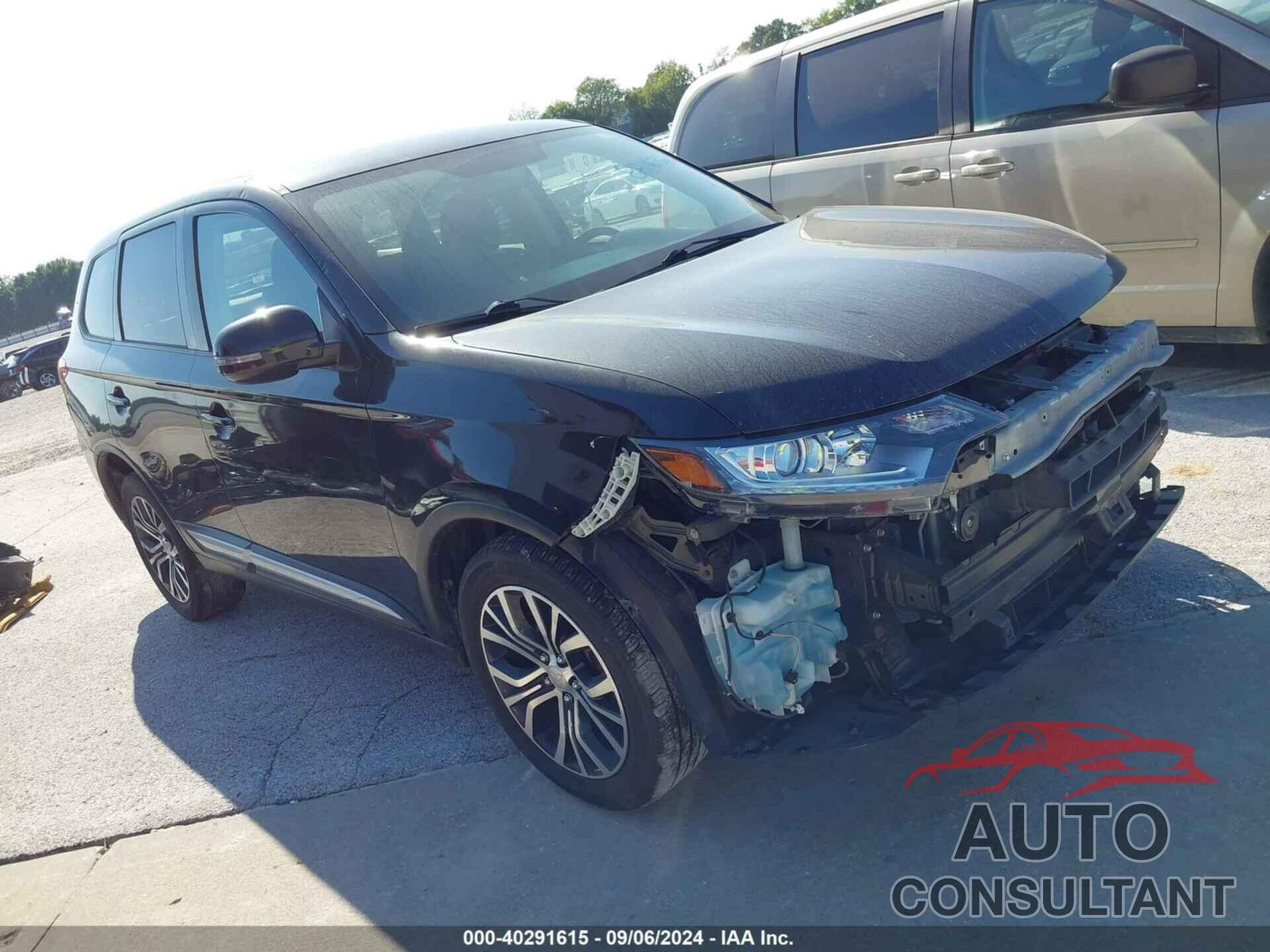 MITSUBISHI OUTLANDER 2018 - JA4AD3A33JJ001720