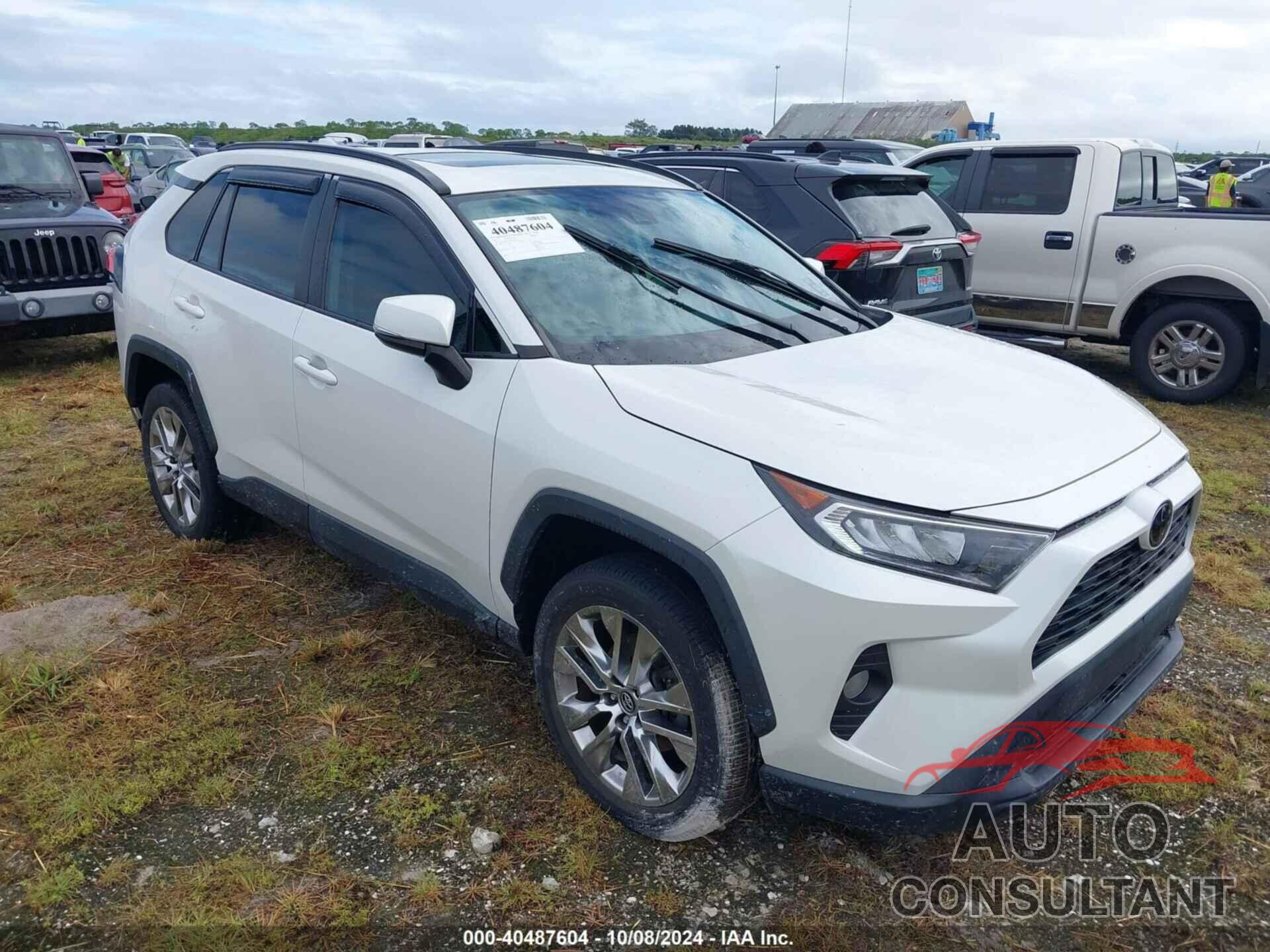 TOYOTA RAV4 2021 - 2T3A1RFV3MW152817