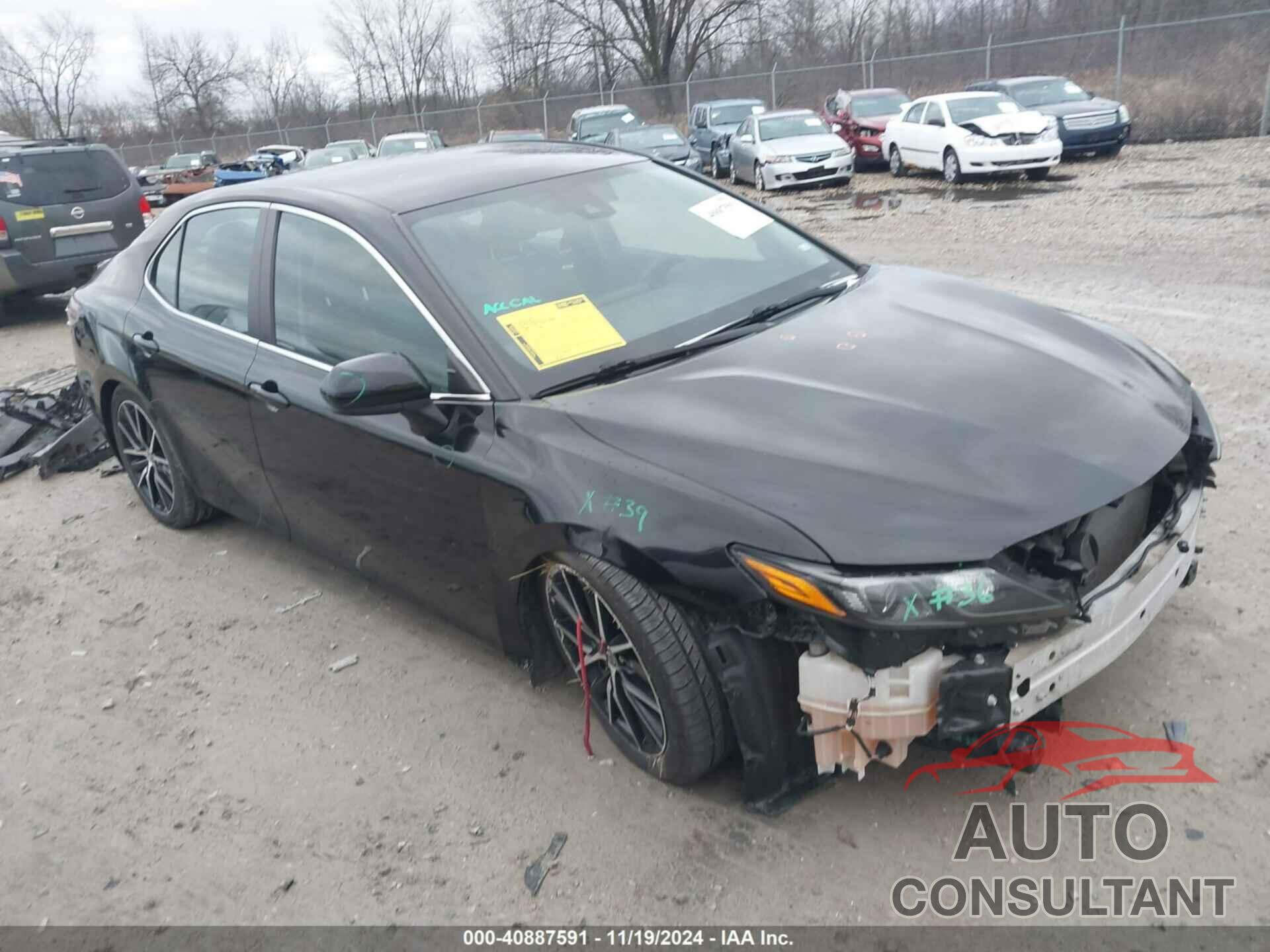 TOYOTA CAMRY 2021 - 4T1G11AK2MU541031