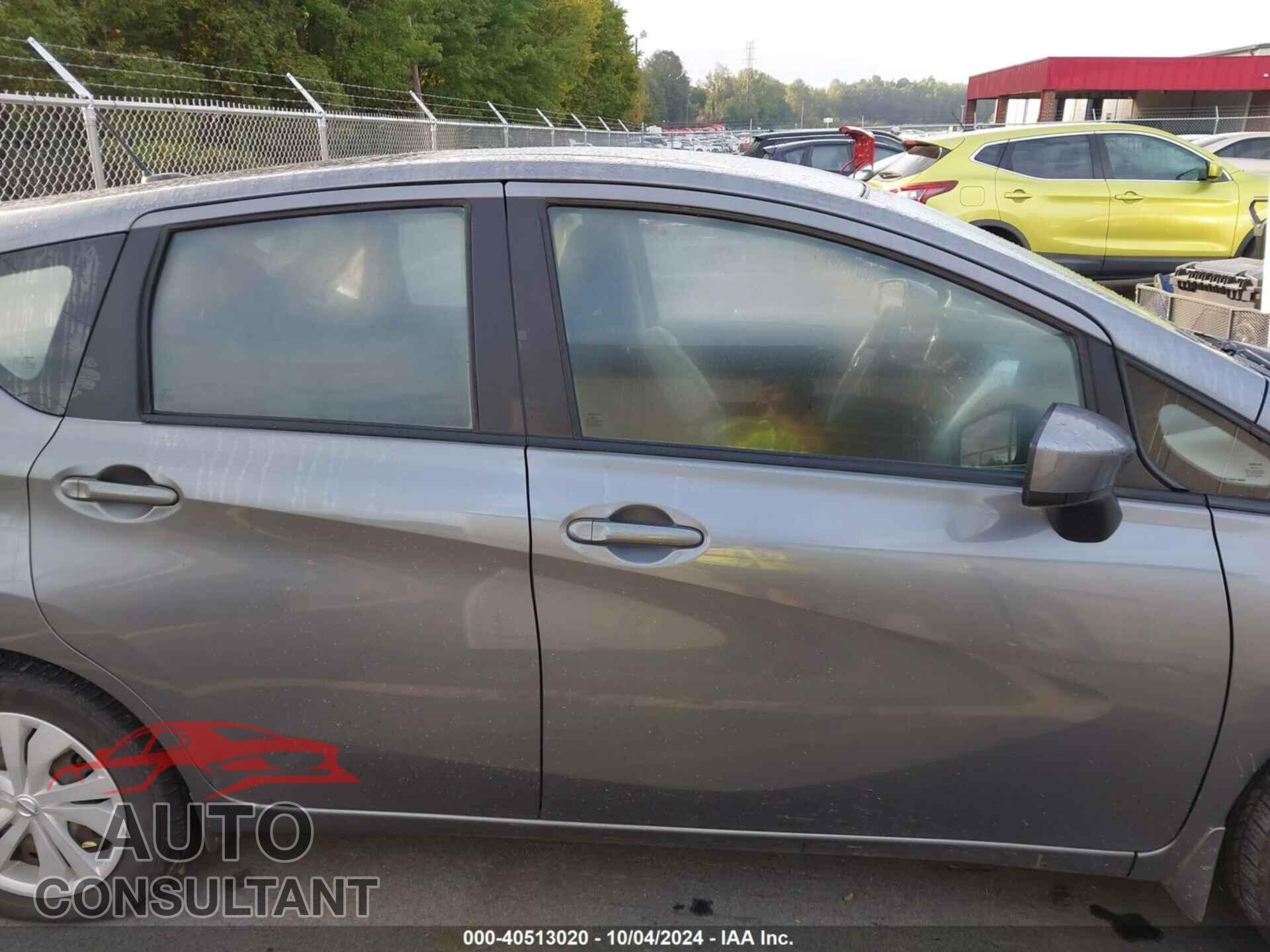 NISSAN VERSA NOTE 2017 - 3N1CE2CP3HL373652