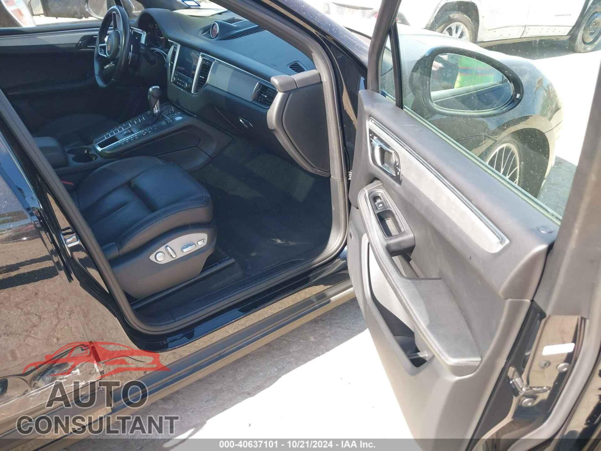PORSCHE MACAN 2018 - WP1AA2A54JLB22656